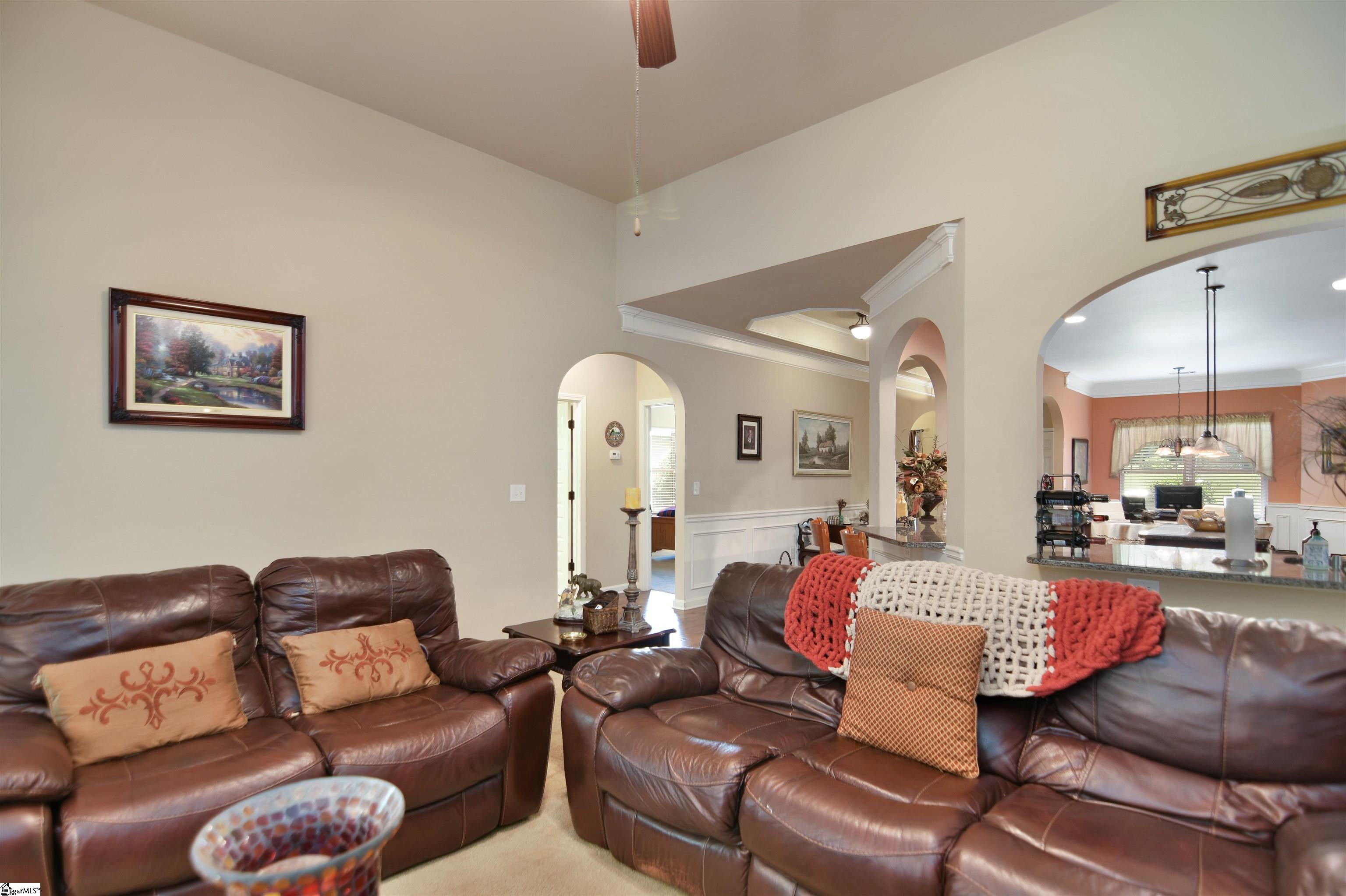 123 Kettle Oak Way Simpsonville, SC 29680