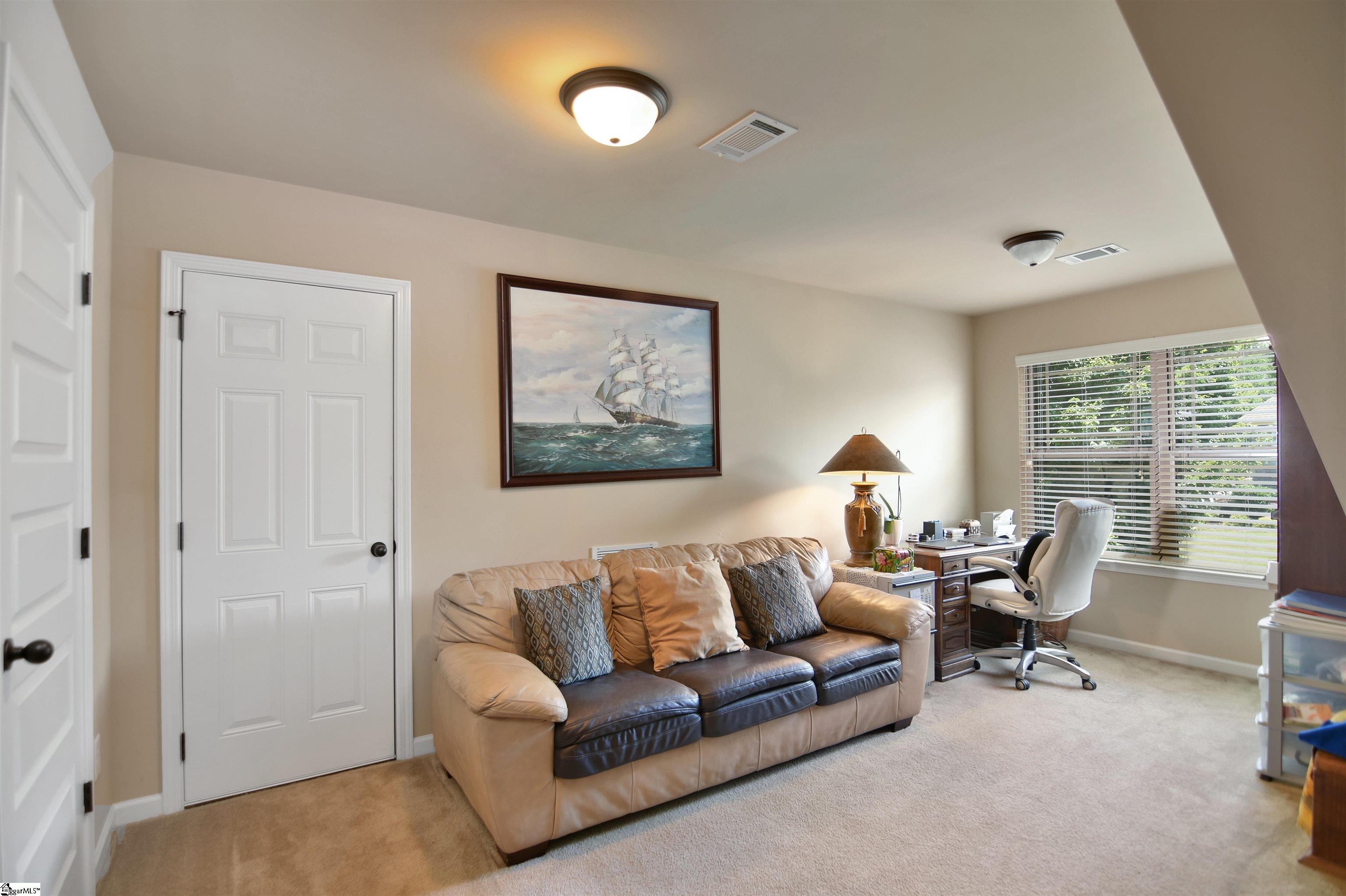 123 Kettle Oak Way Simpsonville, SC 29680