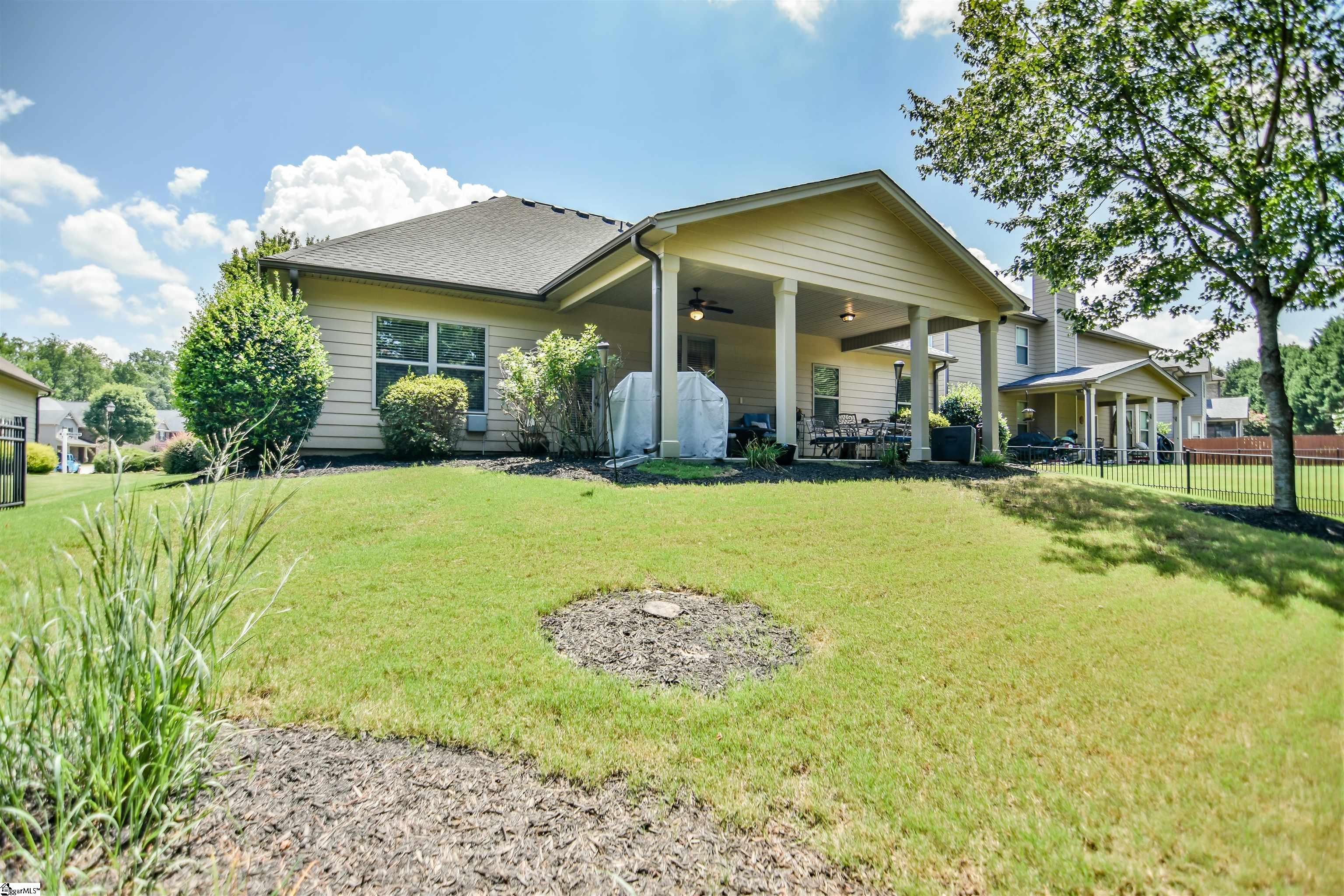 123 Kettle Oak Way Simpsonville, SC 29680-7827