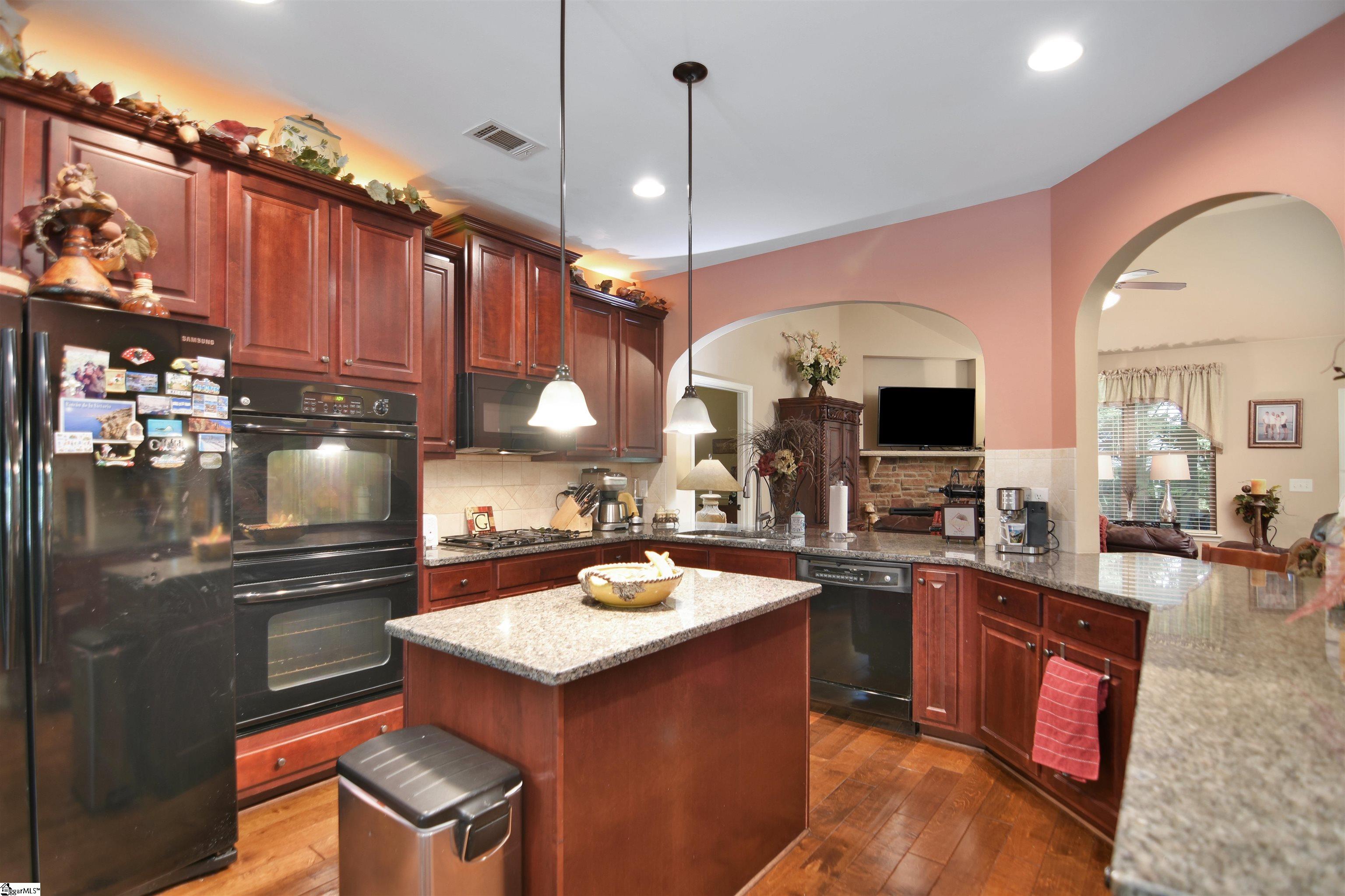 123 Kettle Oak Way Simpsonville, SC 29680