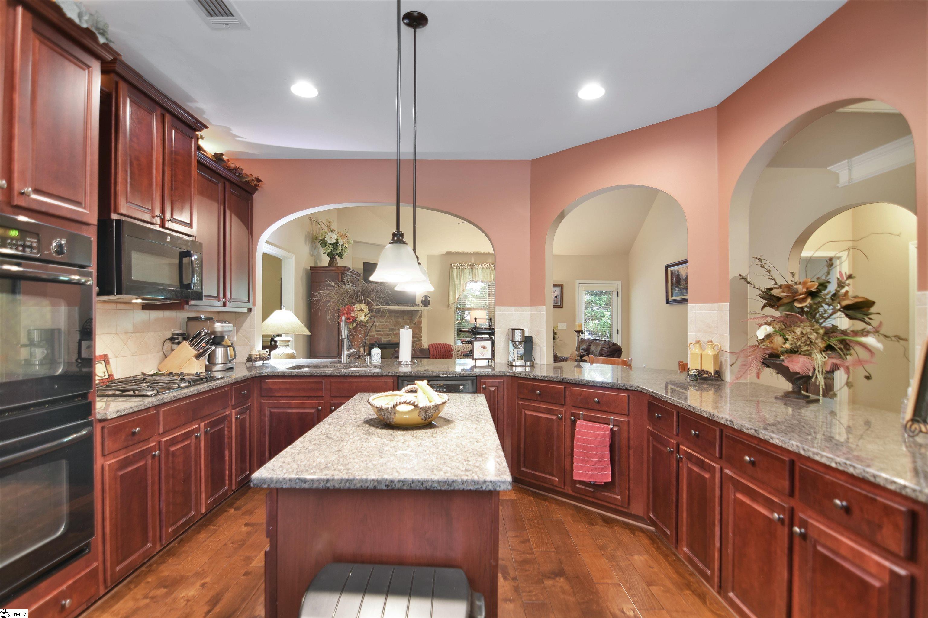 123 Kettle Oak Way Simpsonville, SC 29680