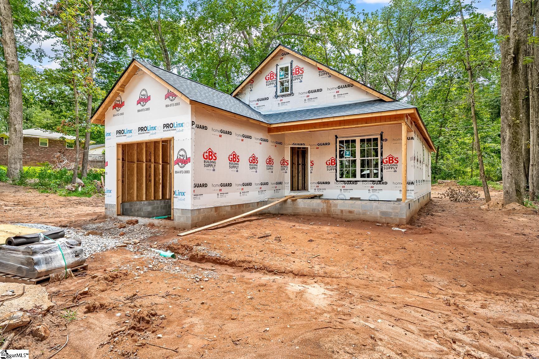 216 Cloverhill Drive Anderson, SC 29624