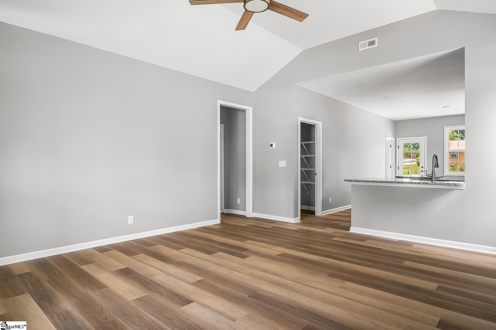 216 Cloverhill Drive Anderson, SC 29624