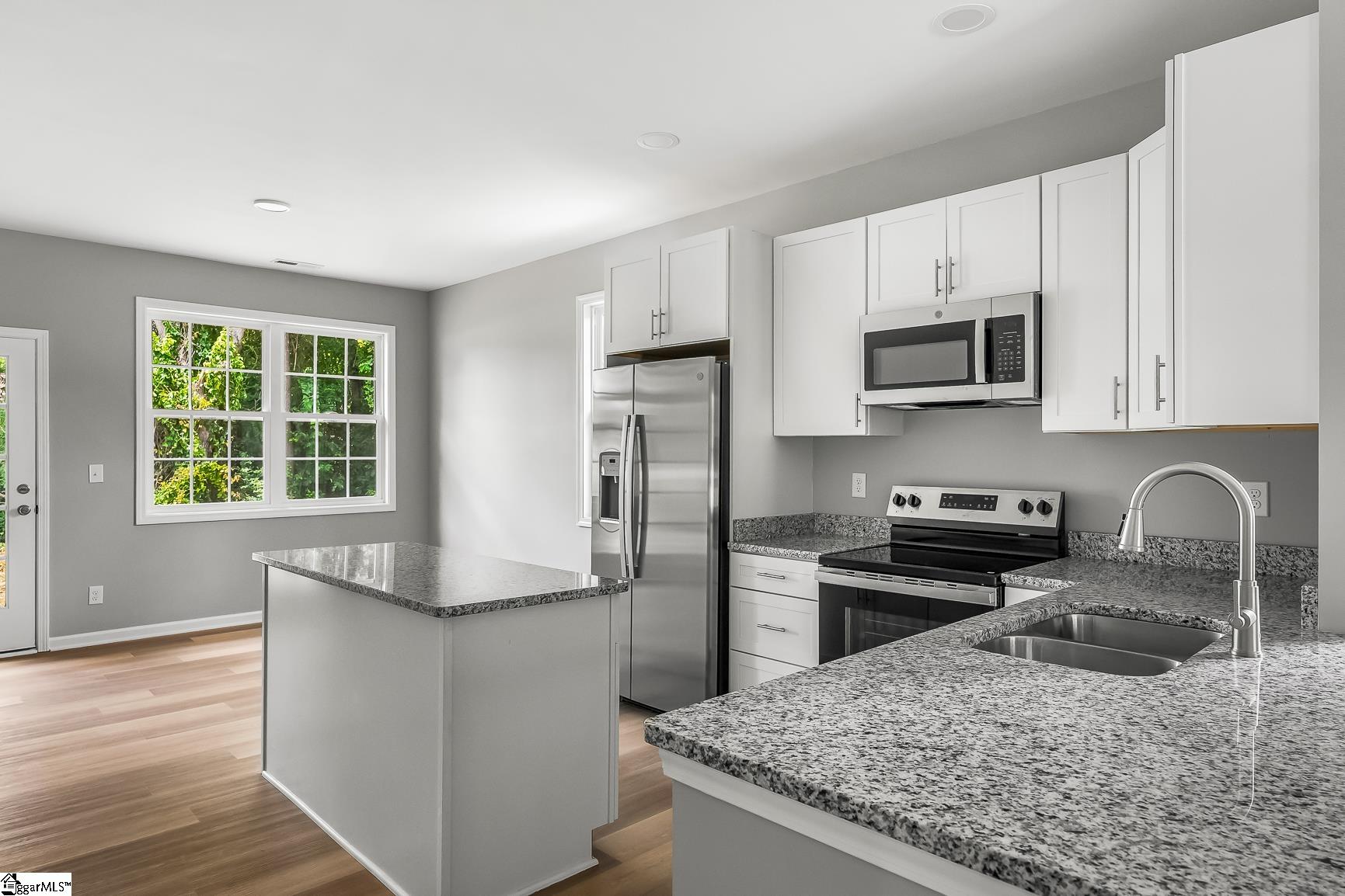 216 Cloverhill Drive Anderson, SC 29624