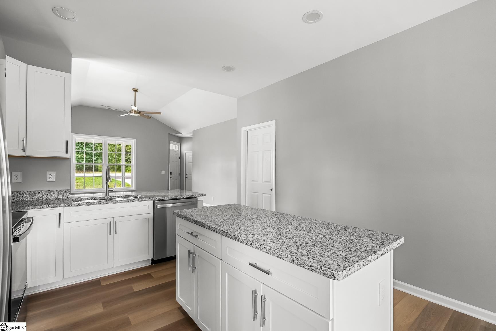 216 Cloverhill Drive Anderson, SC 29624