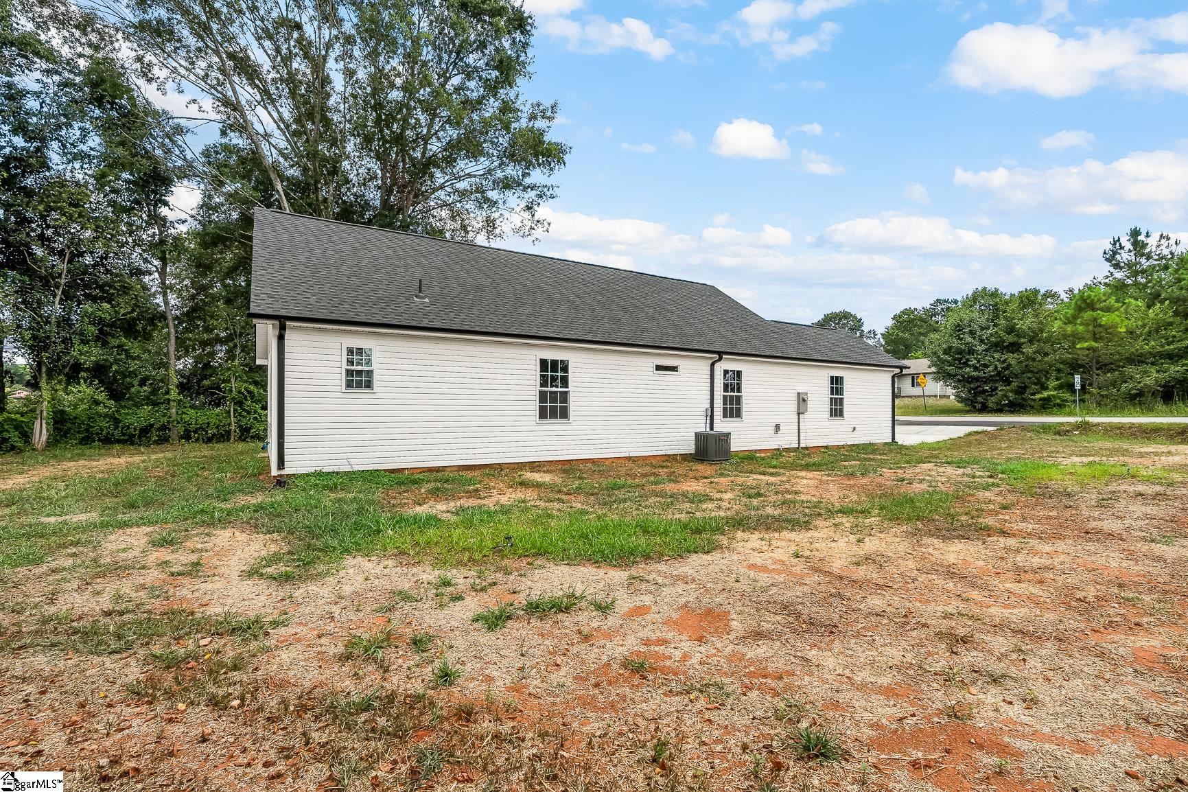 216 Cloverhill Drive Anderson, SC 29624