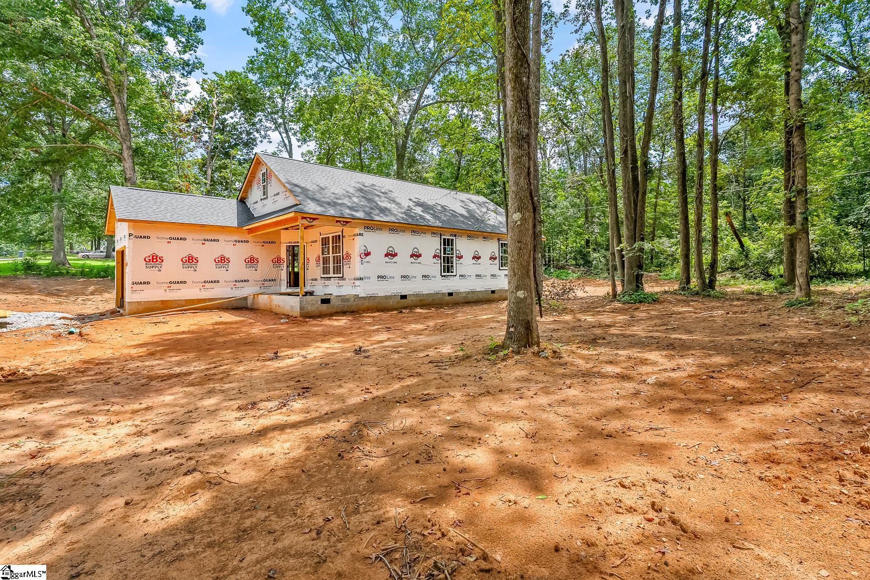 216 Cloverhill Drive Anderson, SC 29624