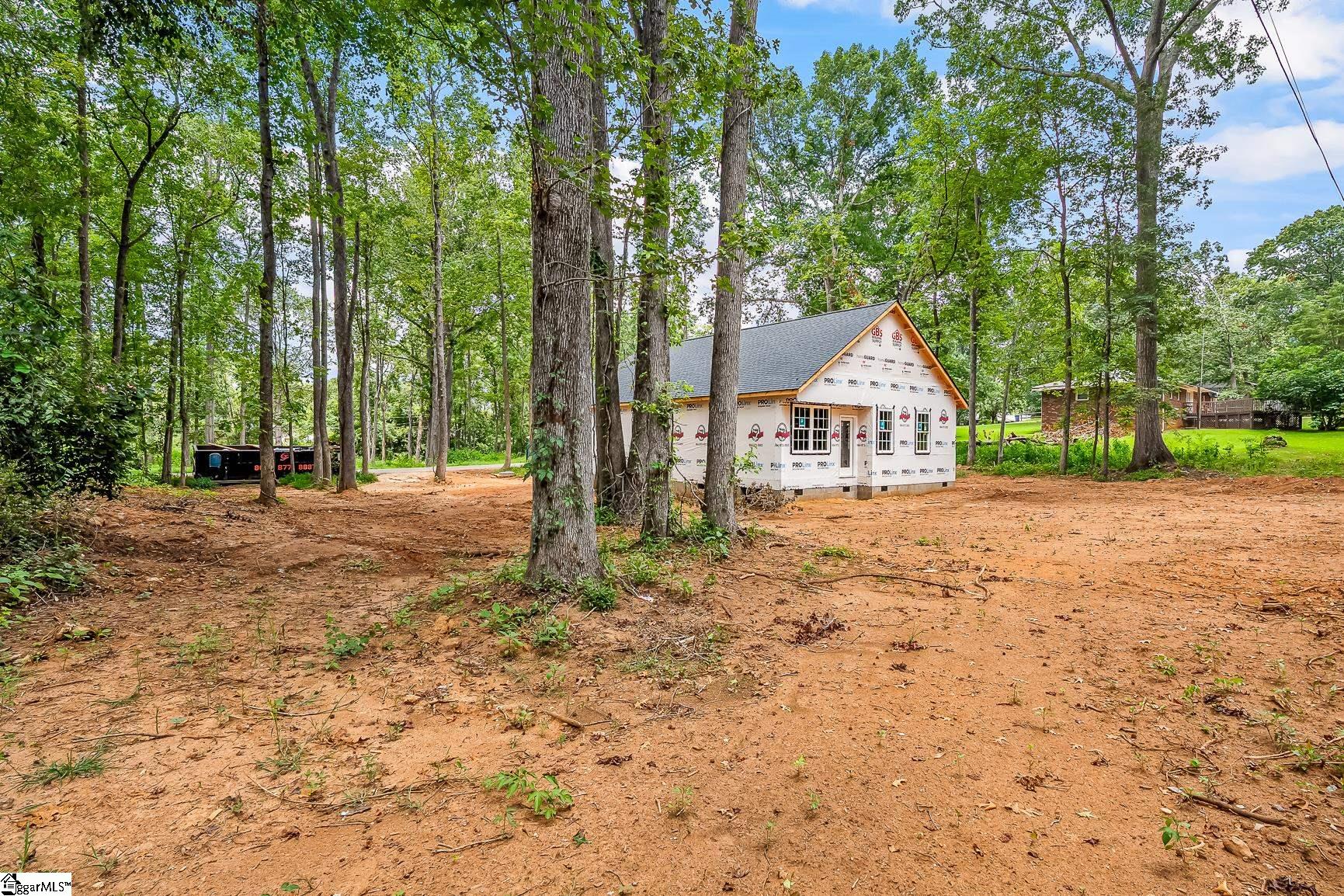 216 Cloverhill Drive Anderson, SC 29624