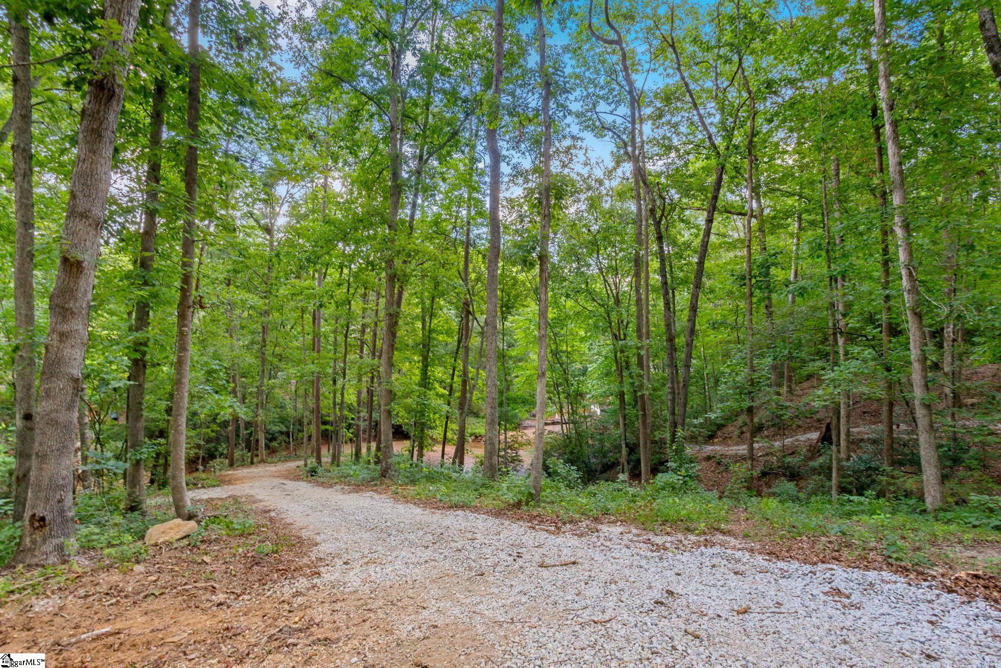 825 & 833 Armada Way West Union, SC 29696