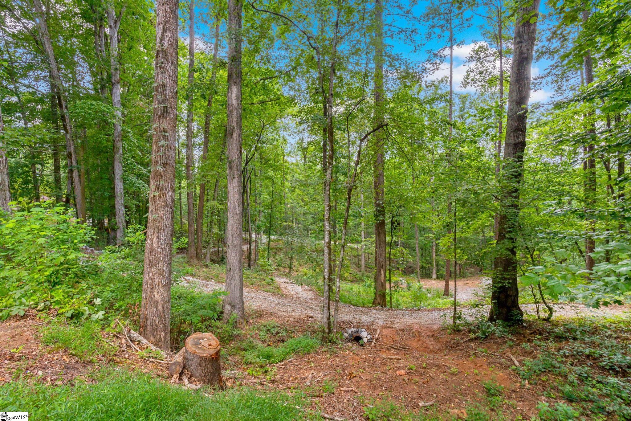 825 & 833 Armada Way West Union, SC 29696