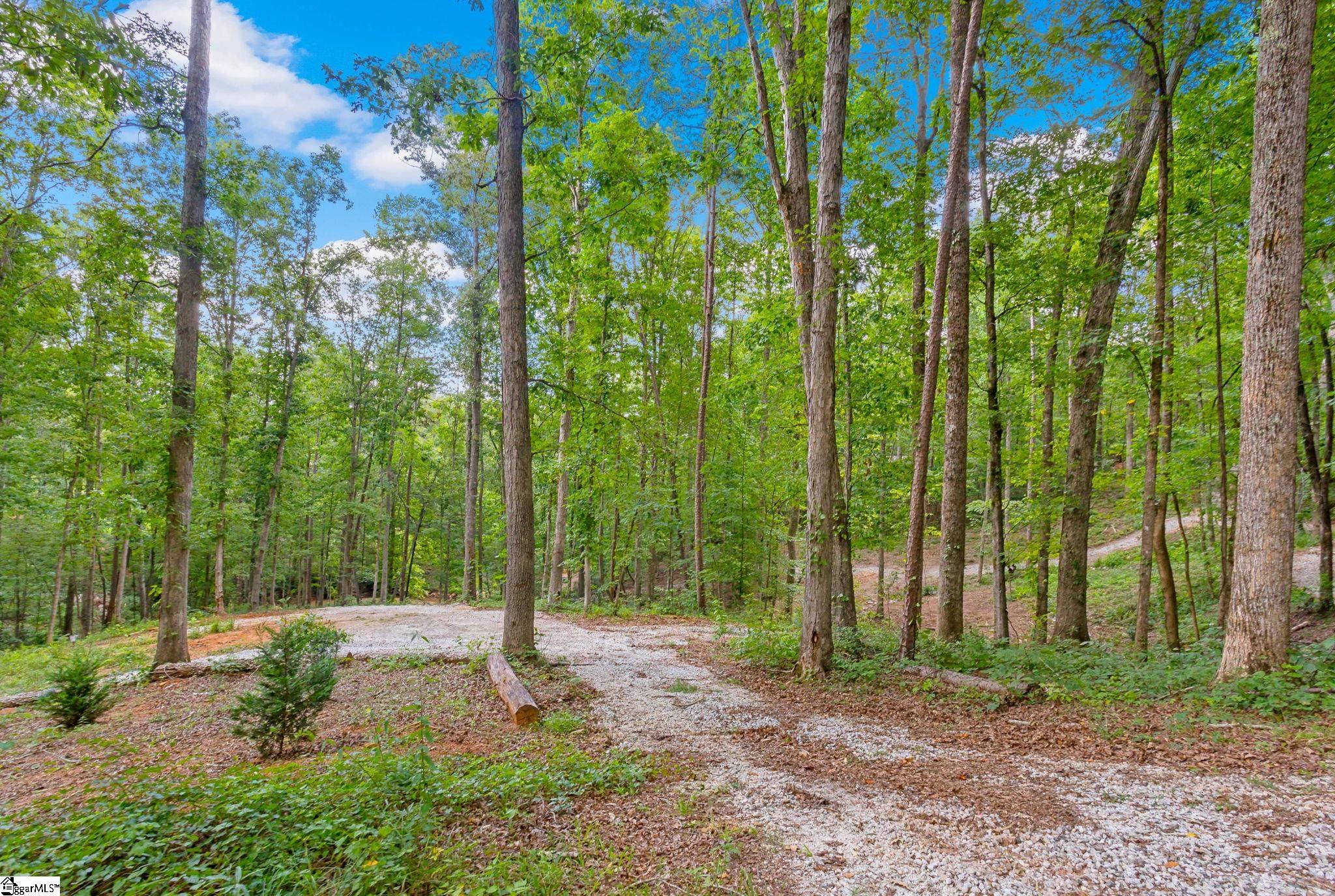 825 & 833 Armada Way West Union, SC 29696