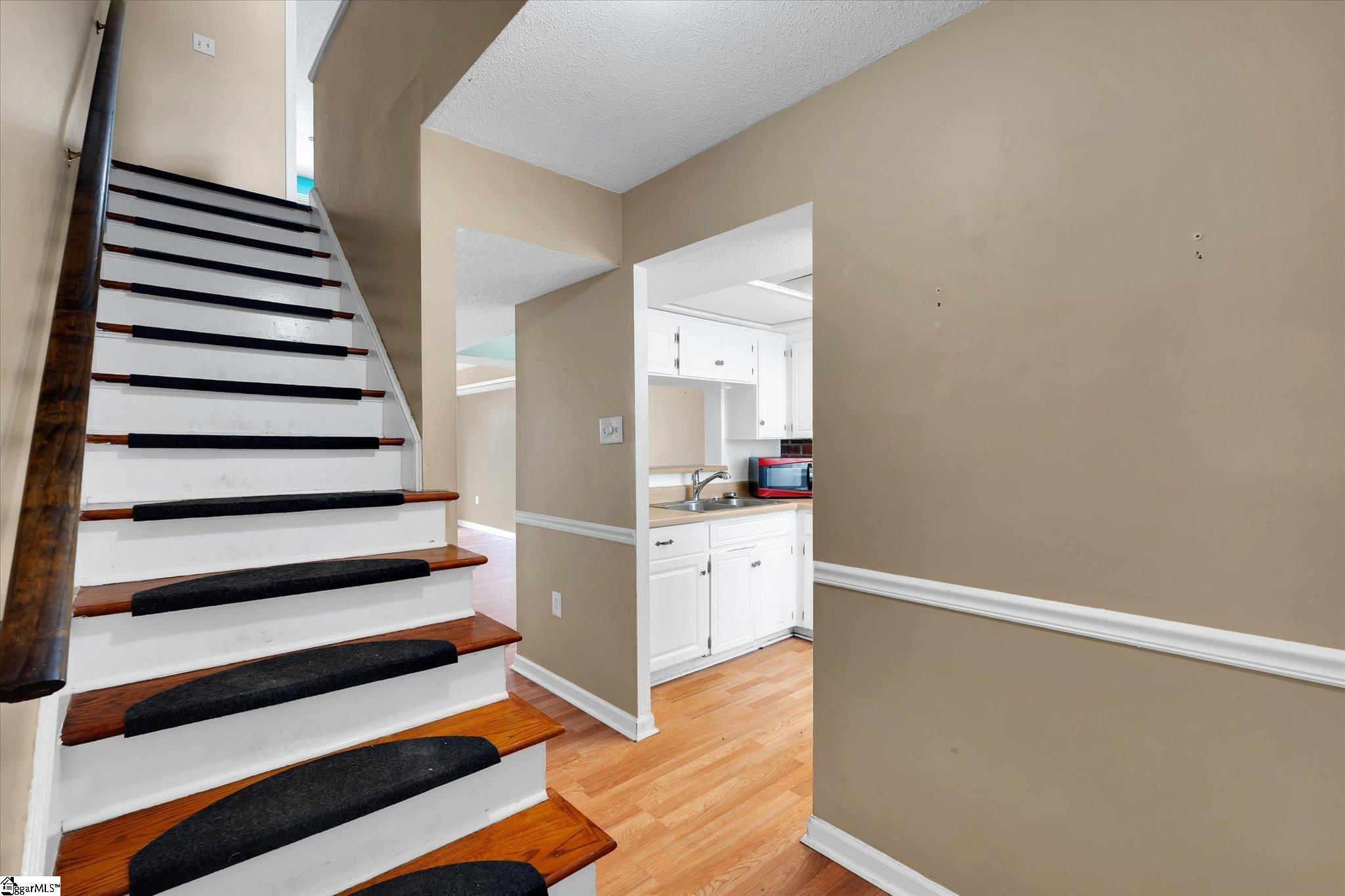 2530 E North Street Greenville, SC 29615