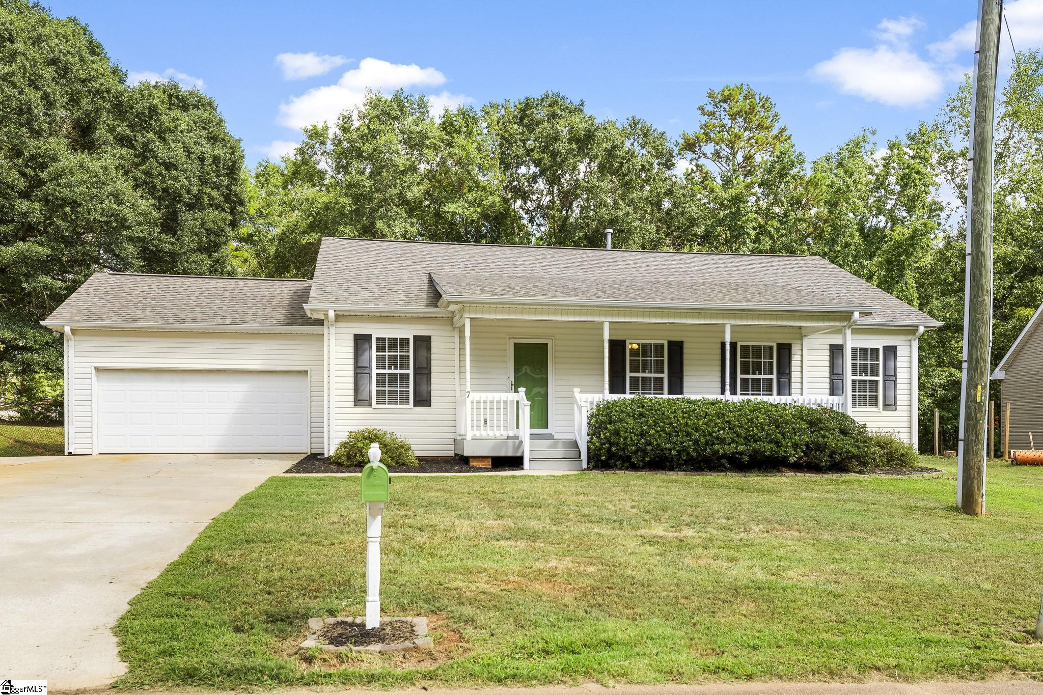 7 Four Leaf Court Pelzer, SC 29669