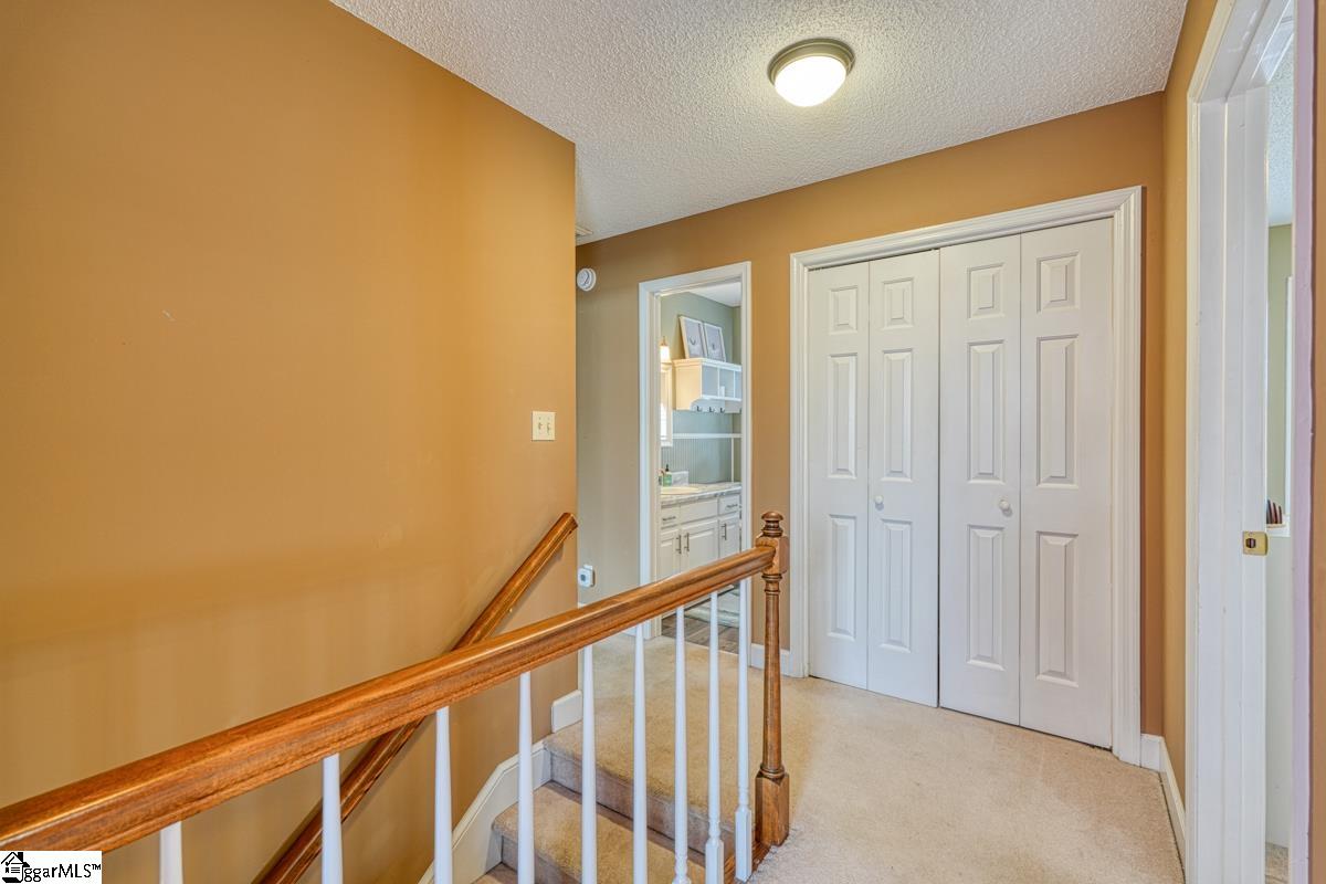 225 W Killarney Lake Moore, SC 29369