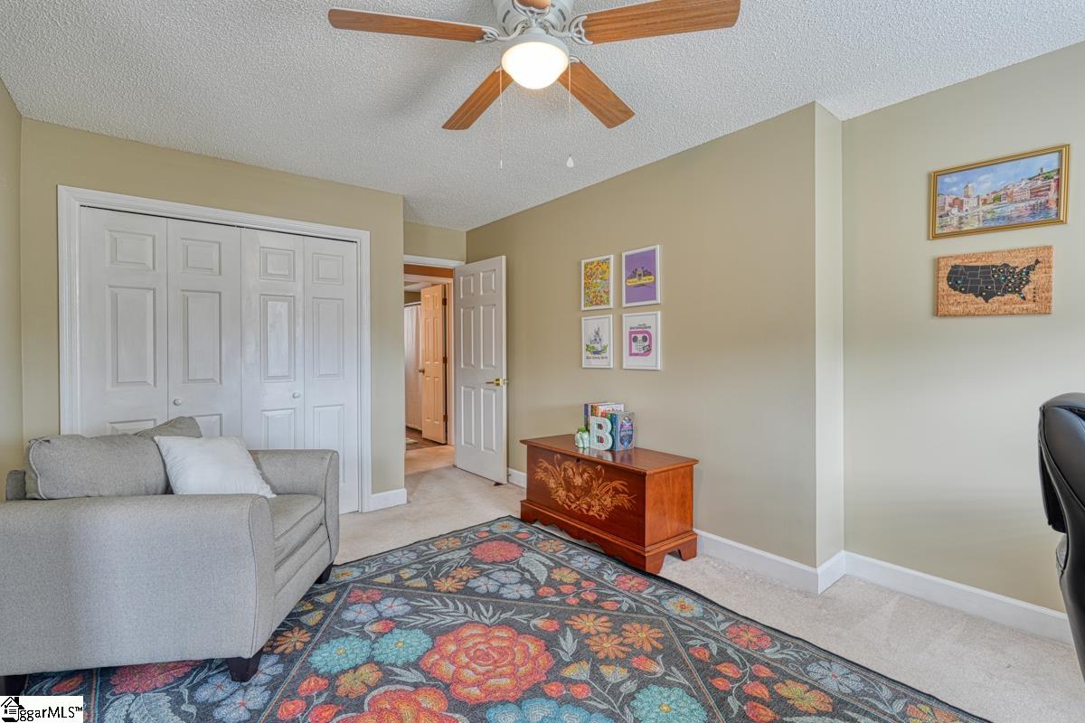 225 W Killarney Lake Moore, SC 29369
