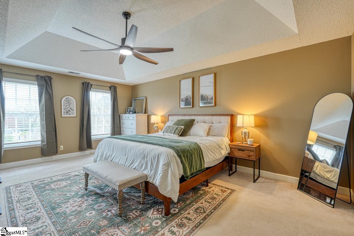 225 W Killarney Lake Moore, SC 29369