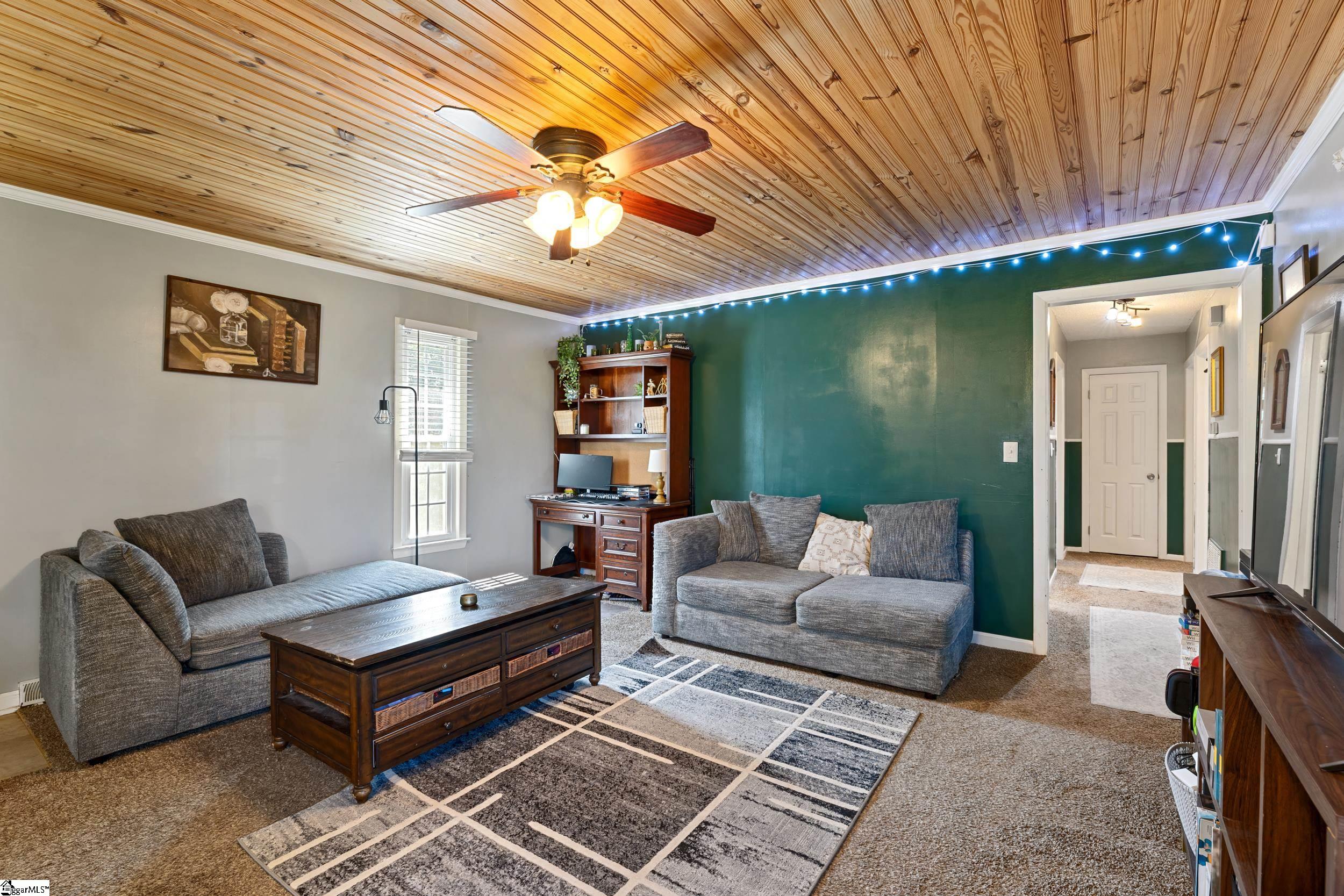 202 Sherwood Road Easley, SC 29640