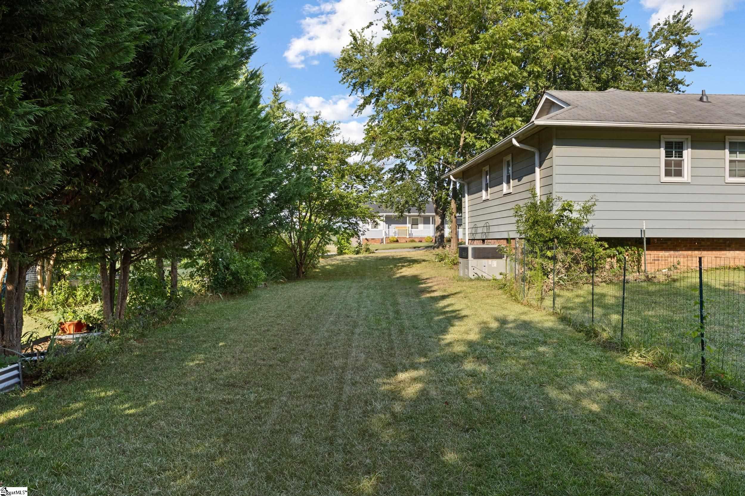 202 Sherwood Road Easley, SC 29640