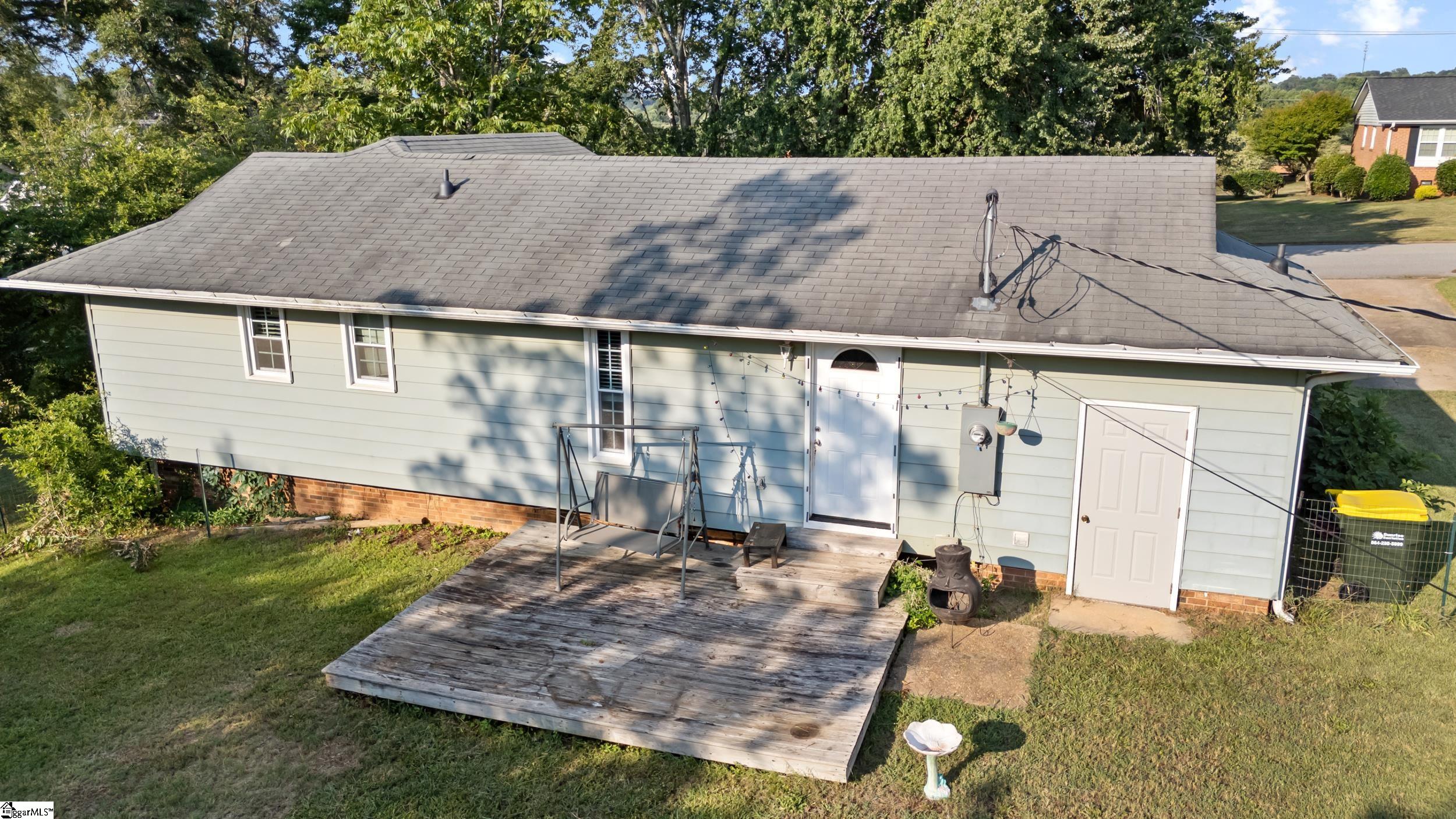 202 Sherwood Road Easley, SC 29640