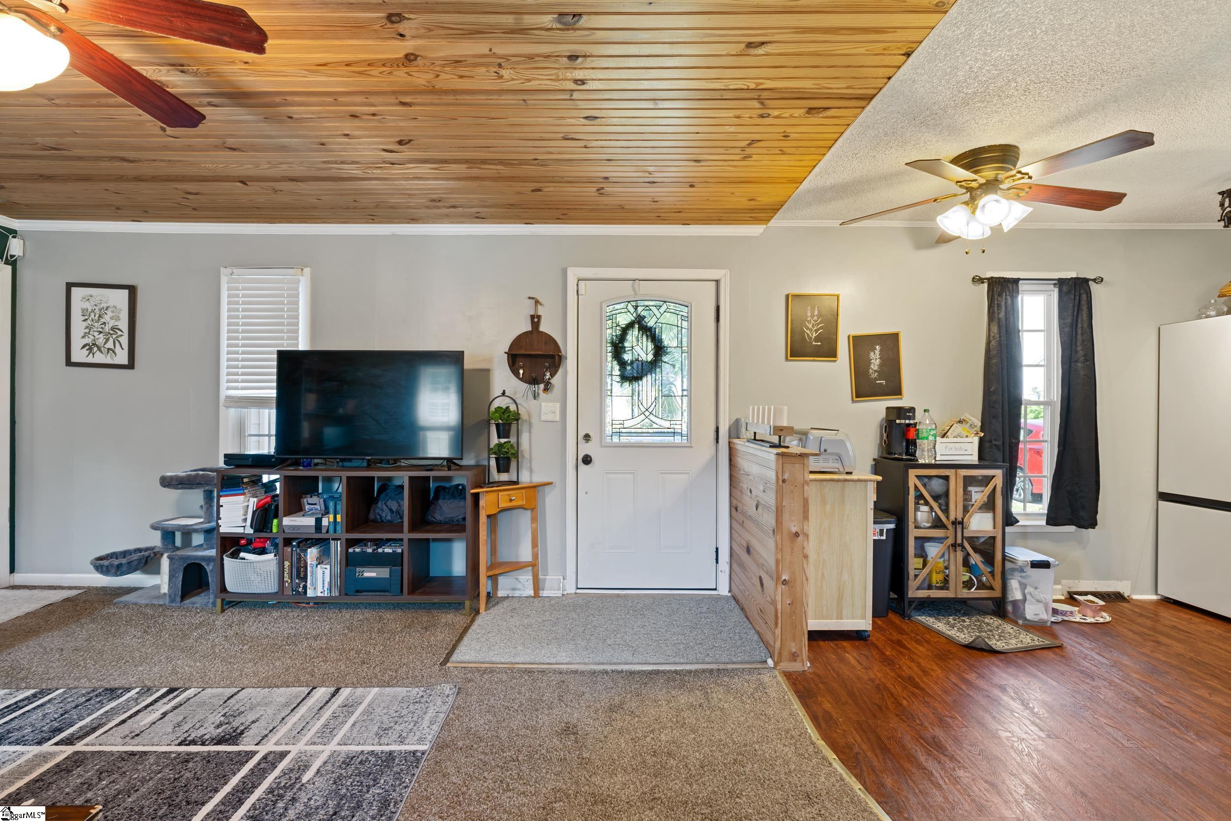 202 Sherwood Road Easley, SC 29640
