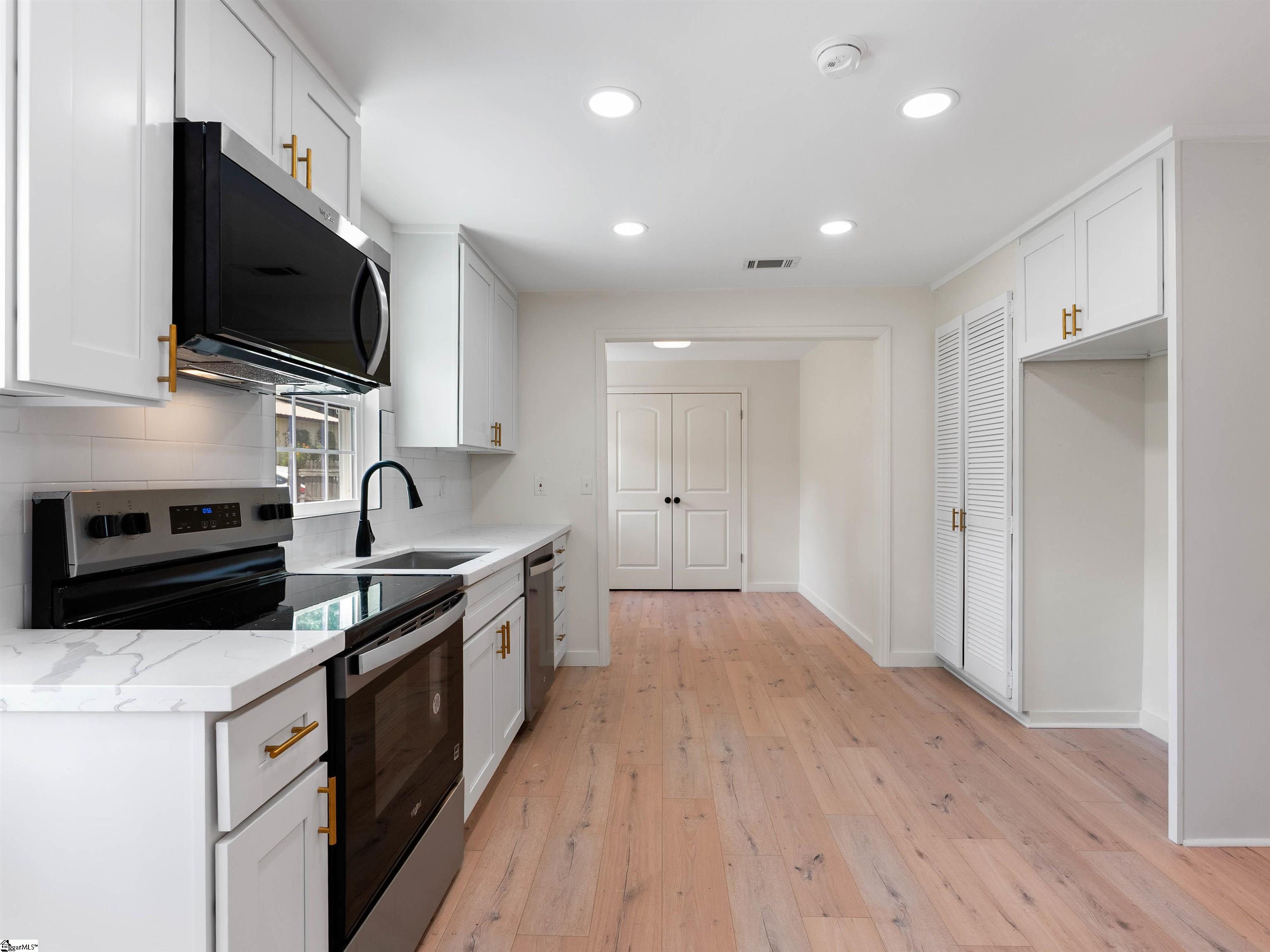 1 Lamar Circle Greenville, SC 29605