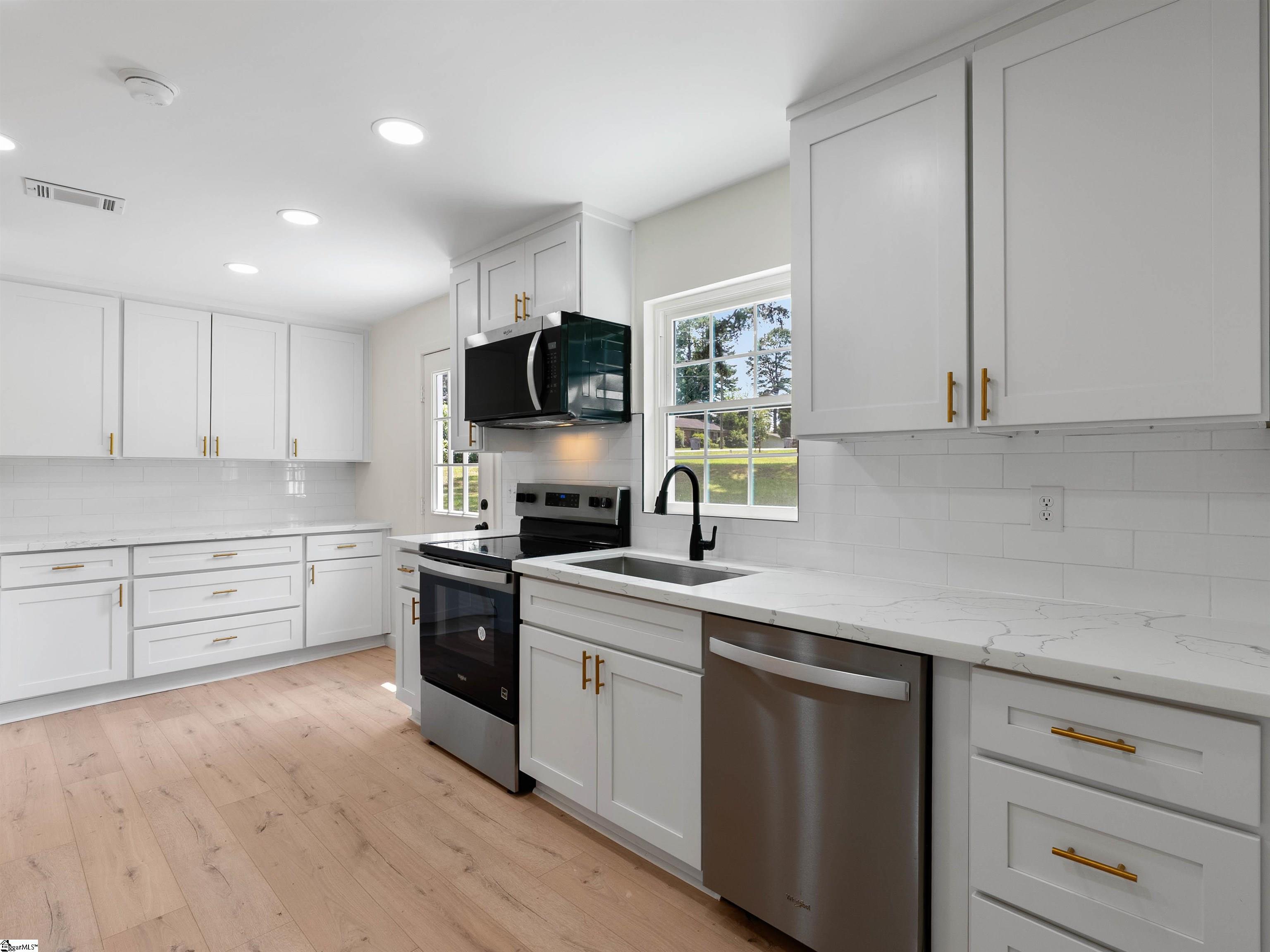 1 Lamar Circle Greenville, SC 29605