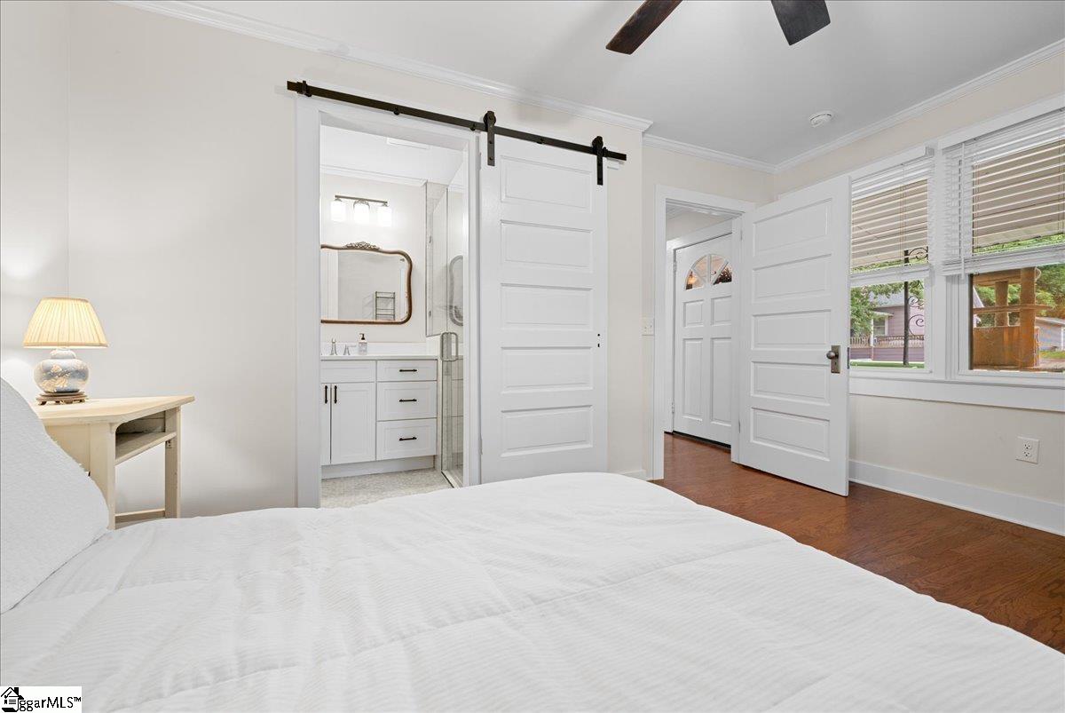 11 Brooks Avenue Greenville, SC 29617