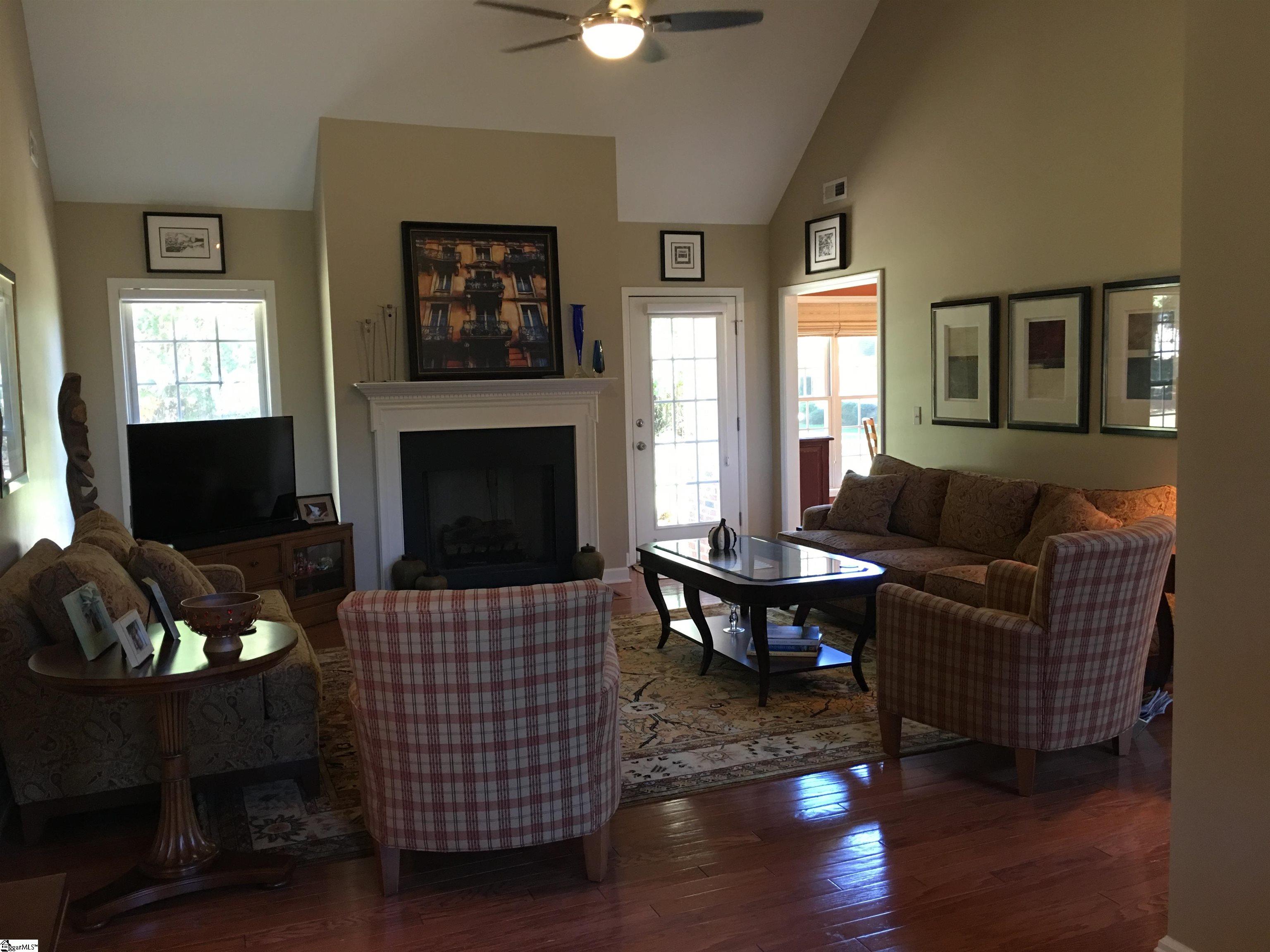 110 N Carleila Lake Way Spartanburg, SC 29307