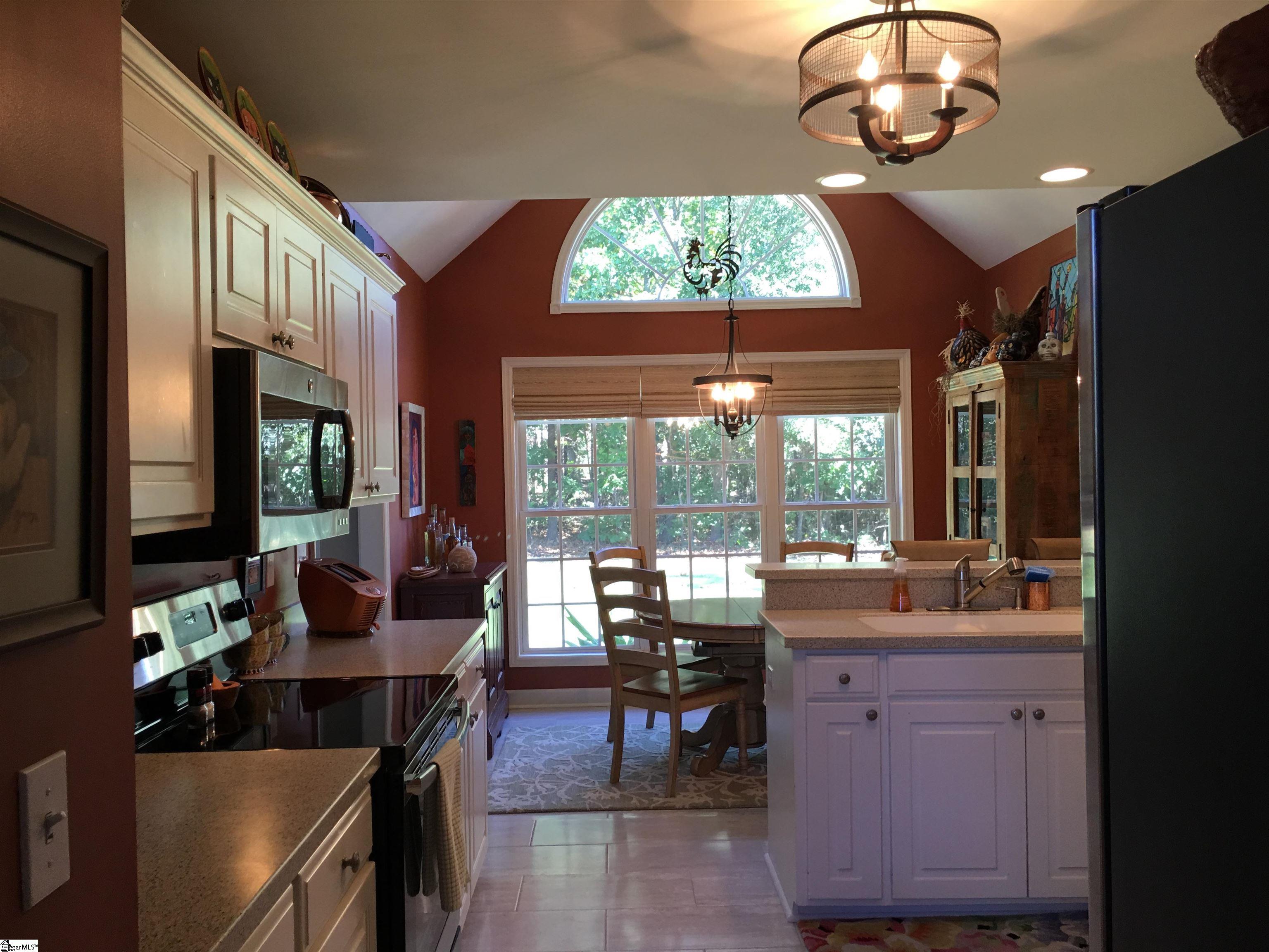 110 N Carleila Lake Way Spartanburg, SC 29307