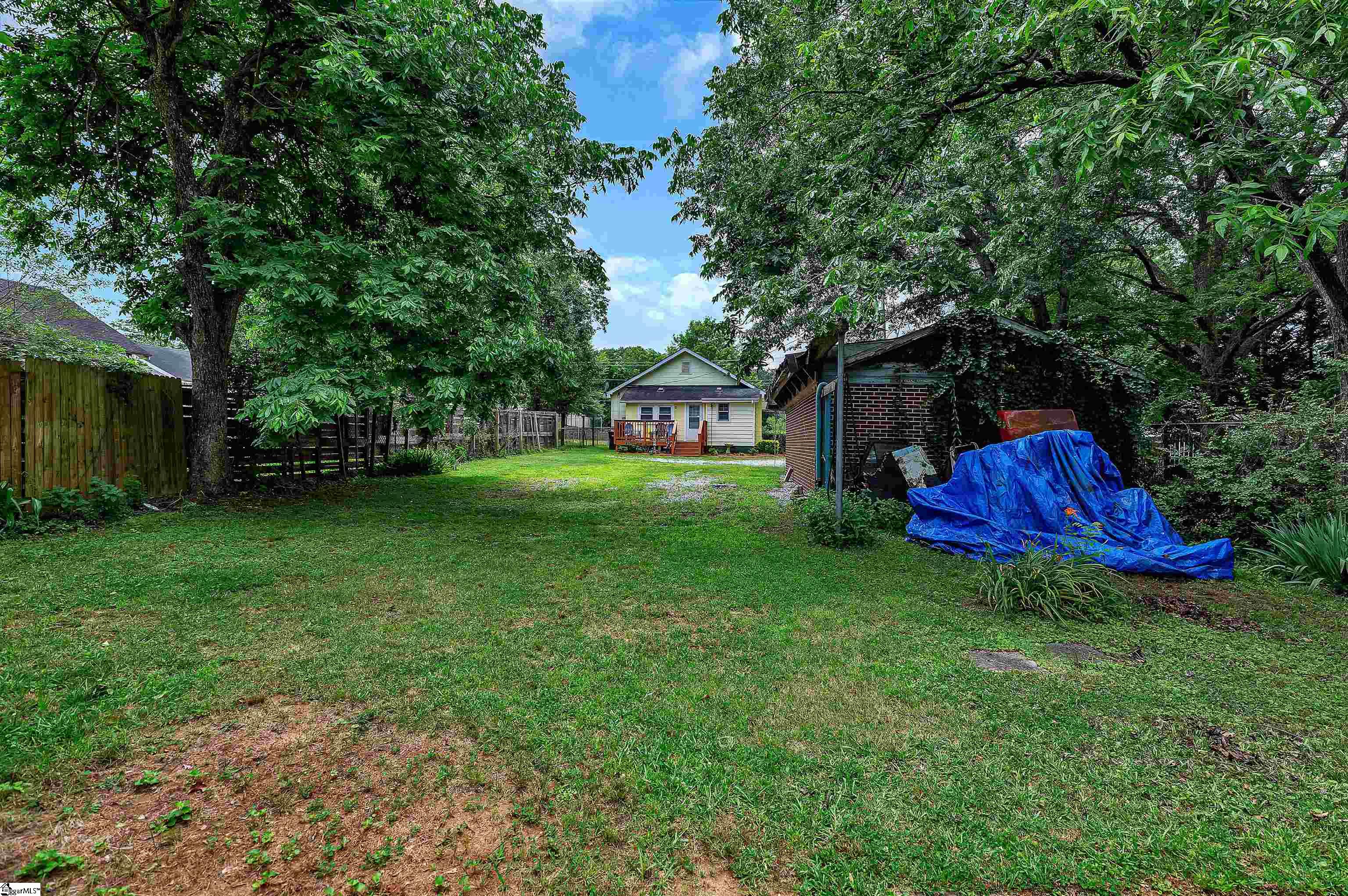 712 W Main Street Easley, SC 29640