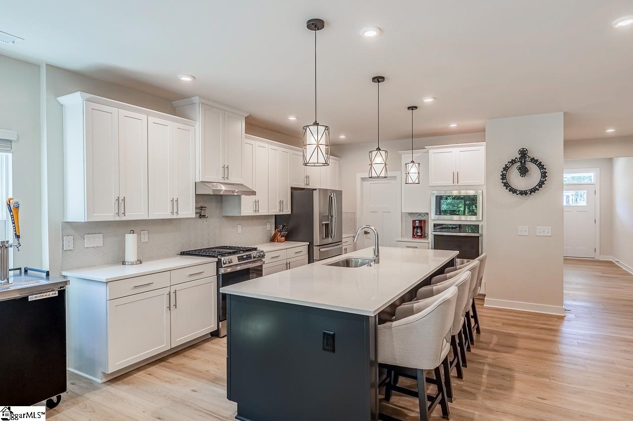 372 Hollythorpe Lane Fountain Inn, SC 29644