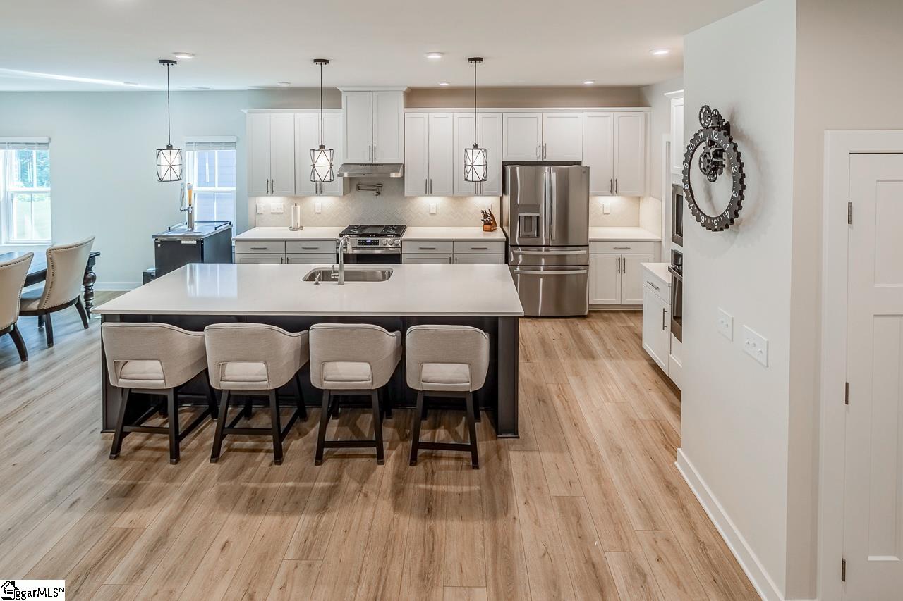 372 Hollythorpe Lane Fountain Inn, SC 29644