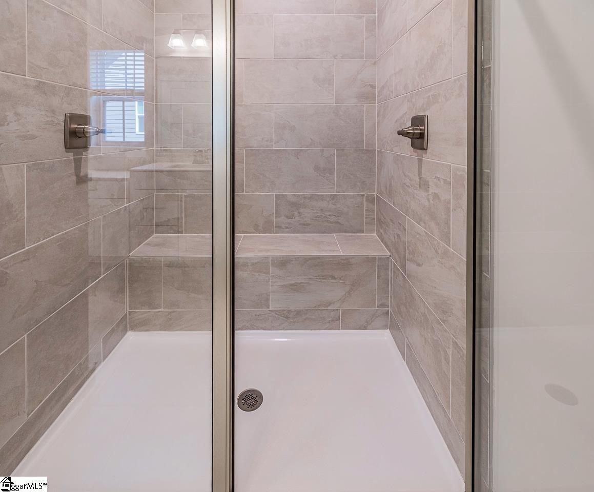 372 Hollythorpe Lane Fountain Inn, SC 29644