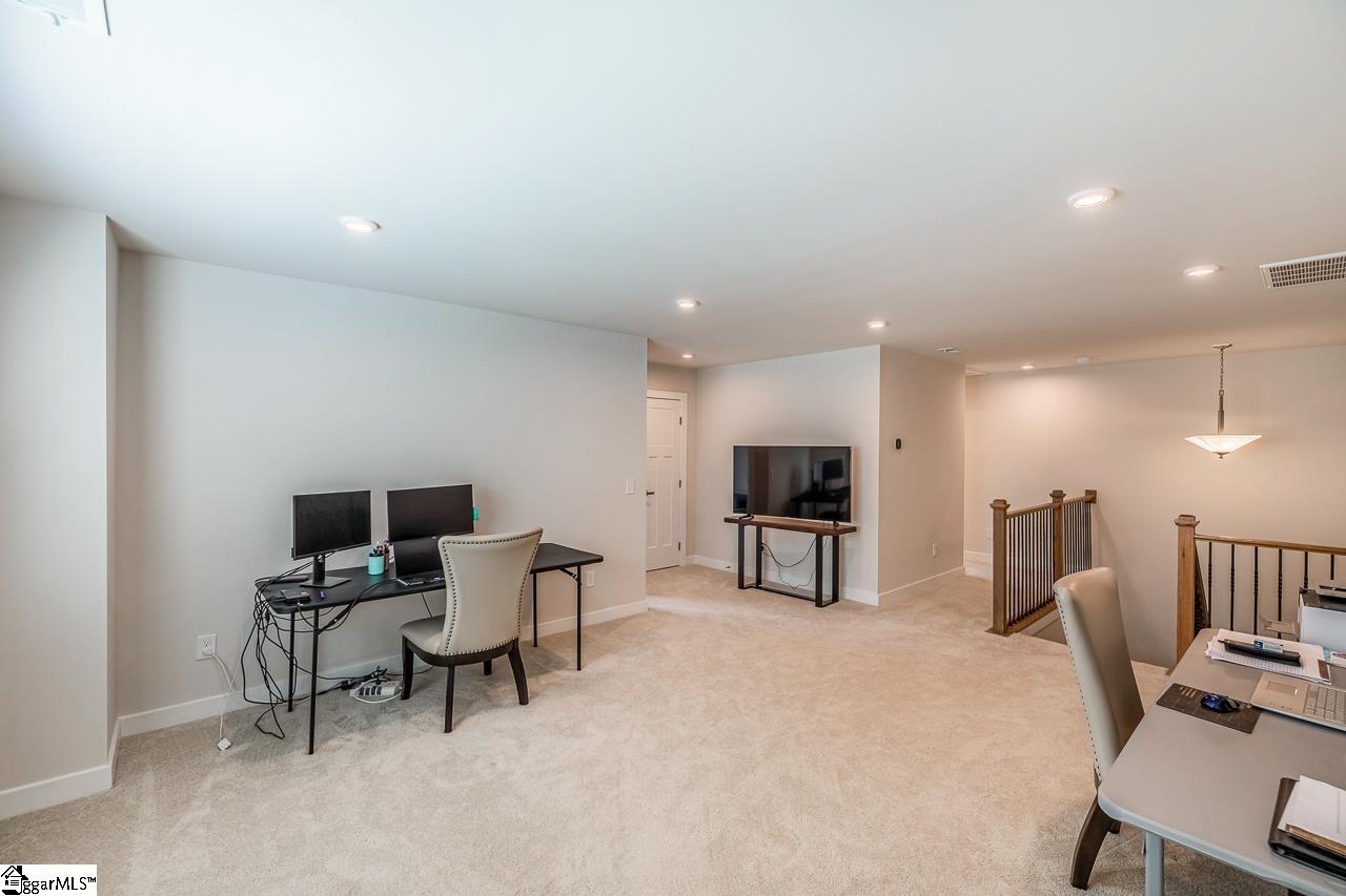 372 Hollythorpe Lane Fountain Inn, SC 29644