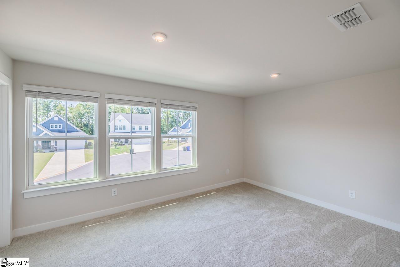 372 Hollythorpe Lane Fountain Inn, SC 29644