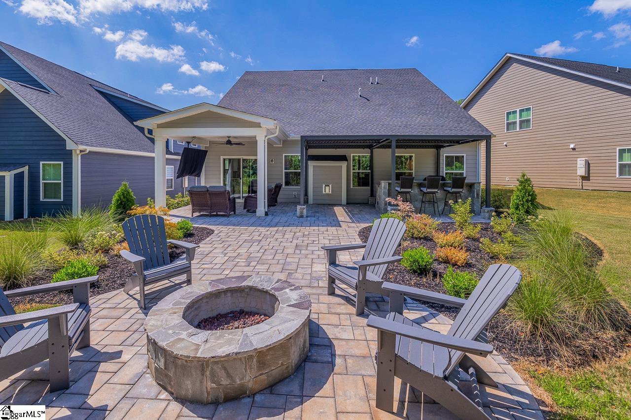 372 Hollythorpe Lane Fountain Inn, SC 29644