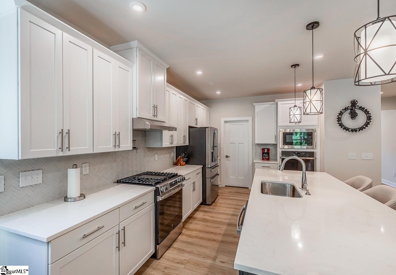 372 Hollythorpe Lane Fountain Inn, SC 29644
