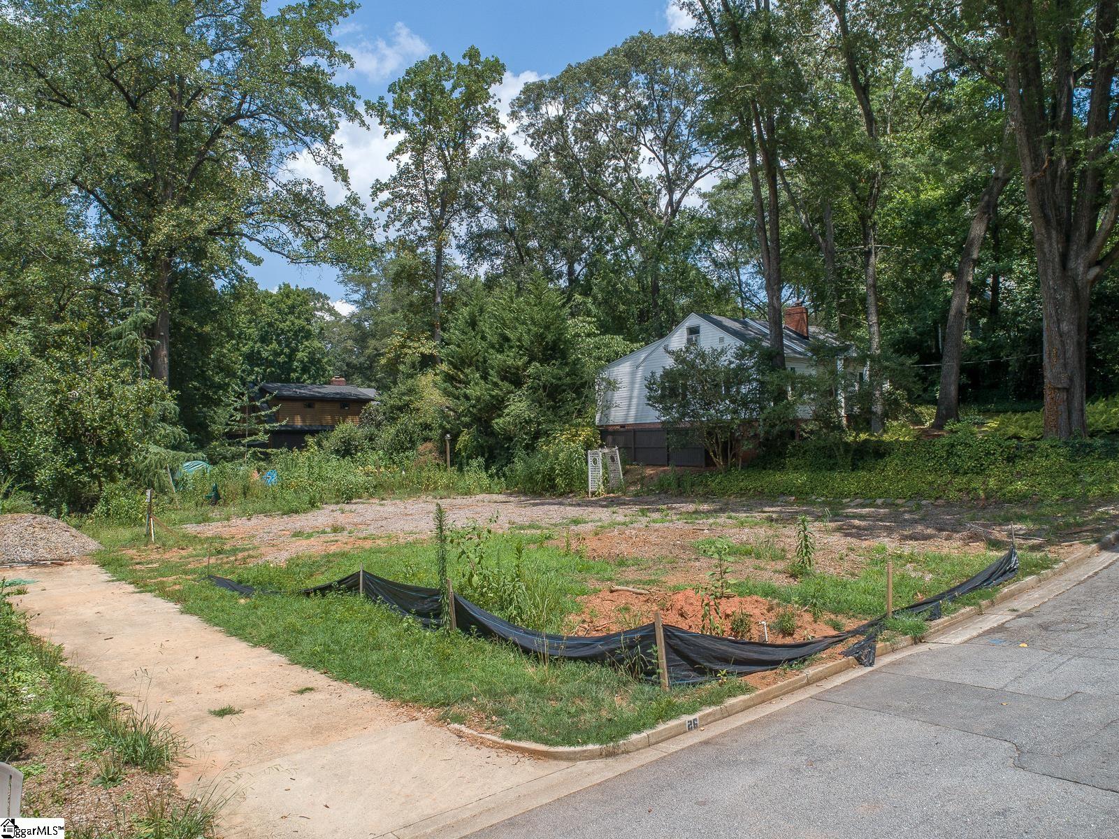 26 Windsor Drive Greenville, SC 29609
