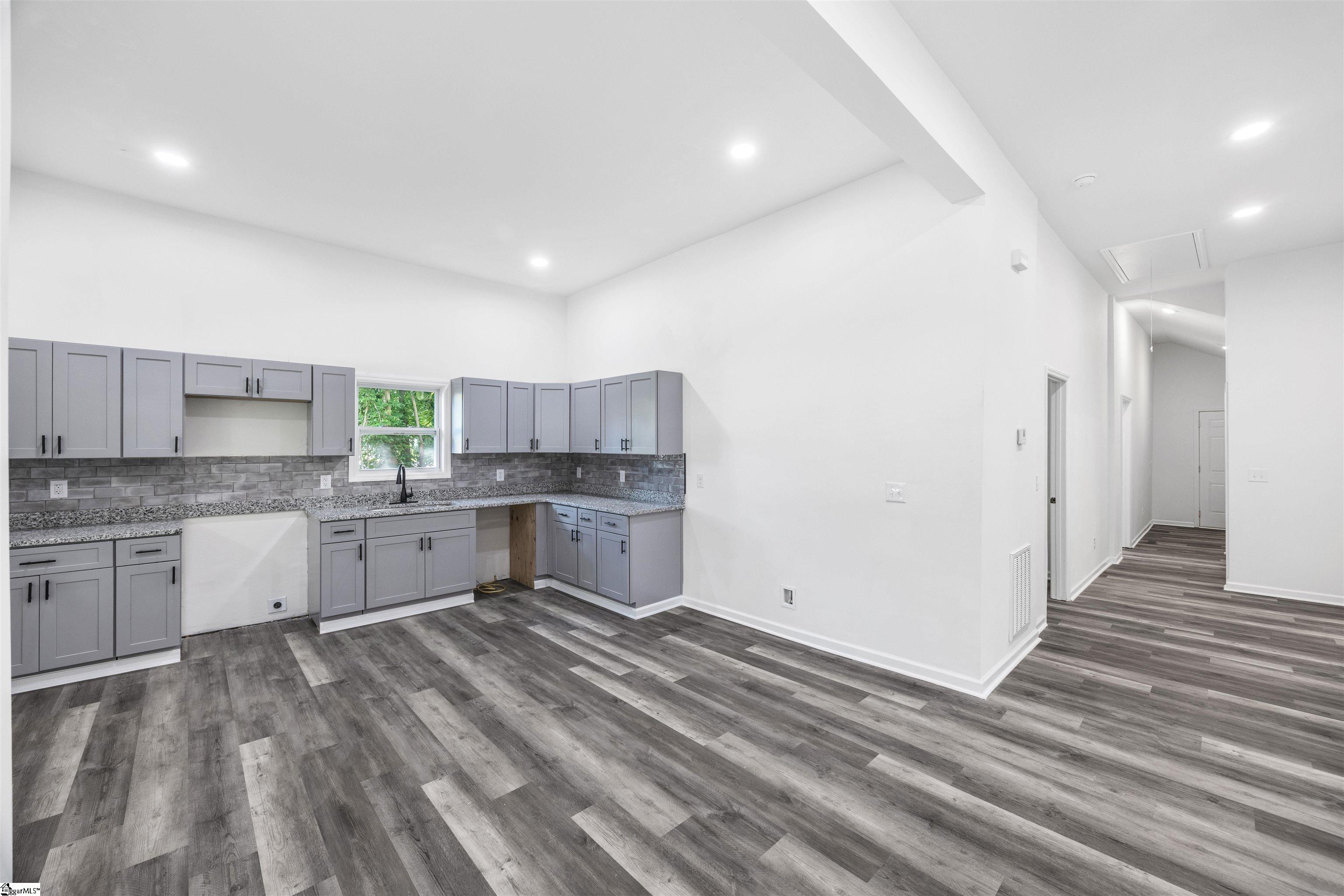 336 Arch Street Spartanburg, SC 29303