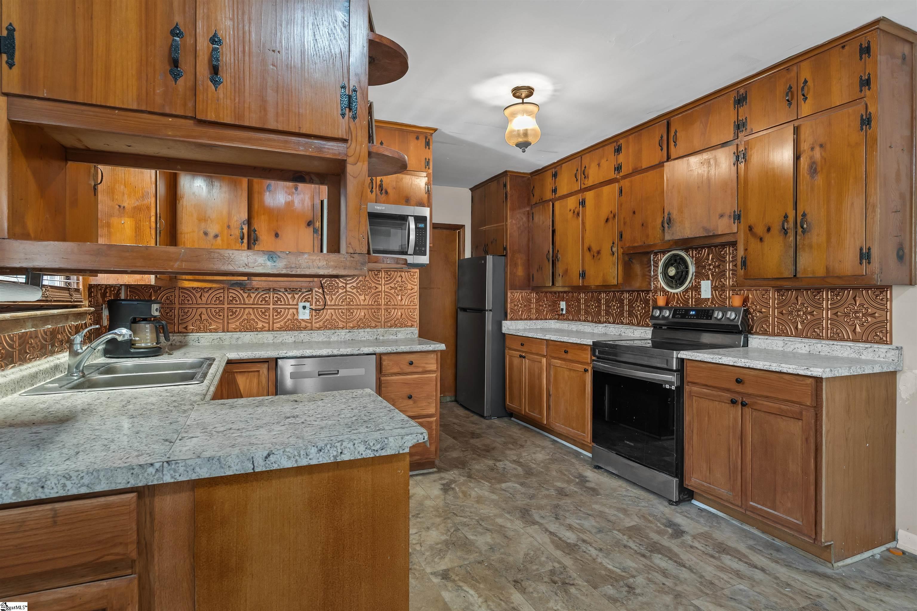 1020 Woodburn Road Spartanburg, SC 29302