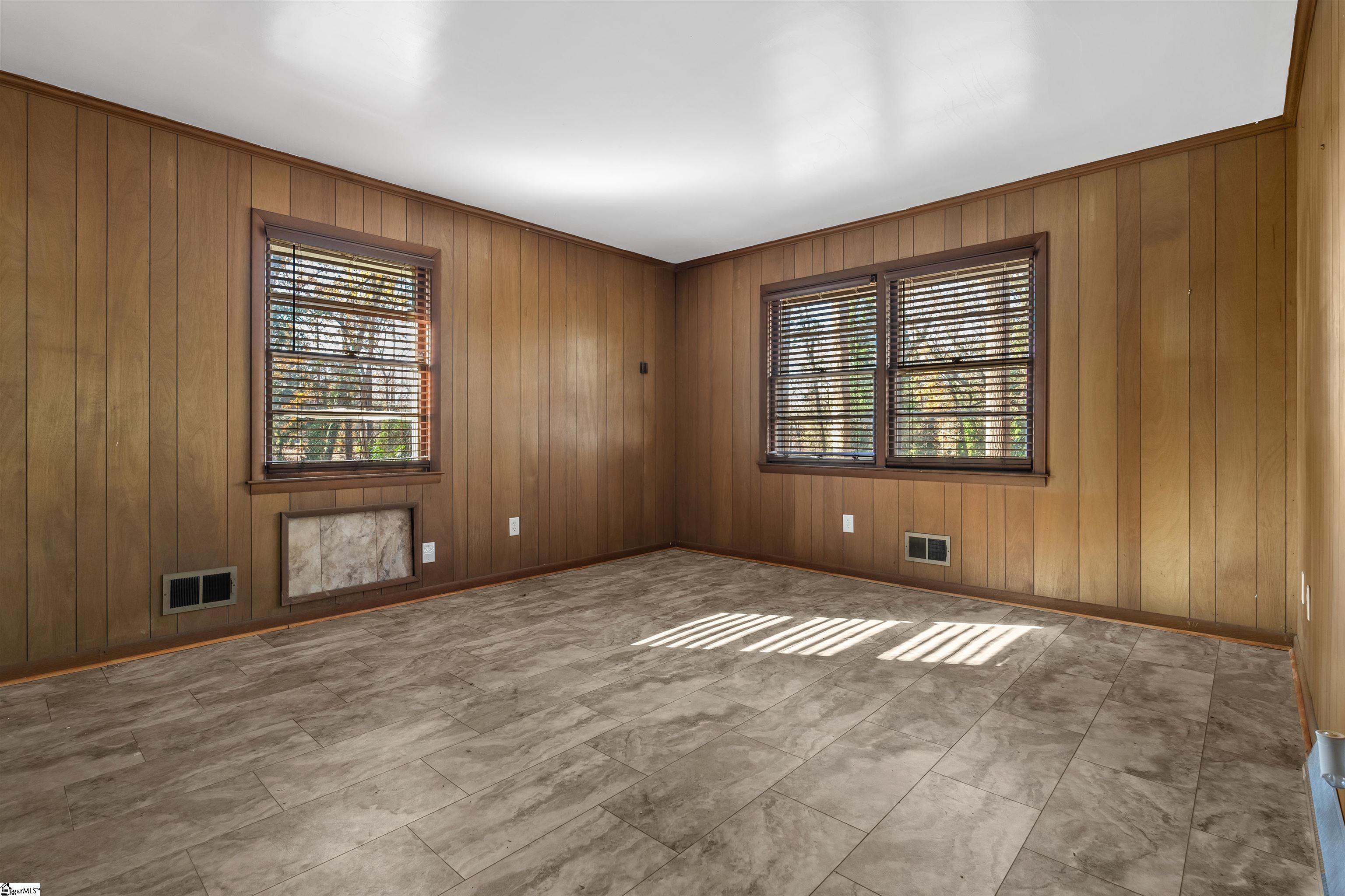 1020 Woodburn Road Spartanburg, SC 29302