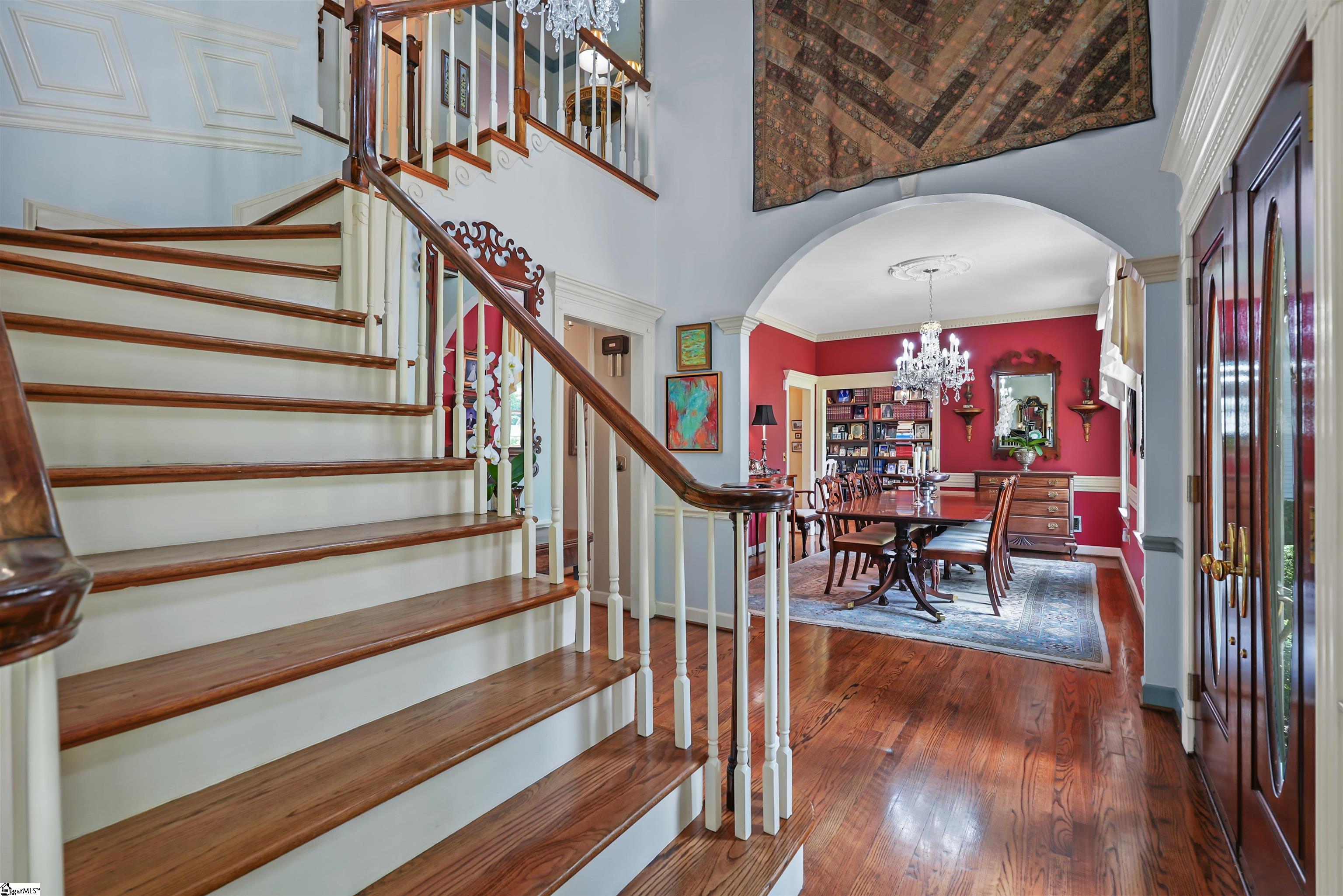 61 Forest Lane Greenville, SC 29605