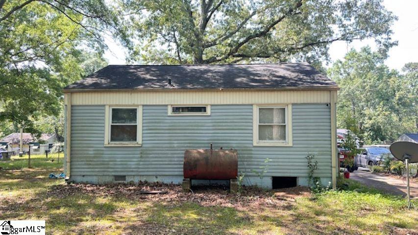 32 Prancer Avenue Greenville, SC 29605