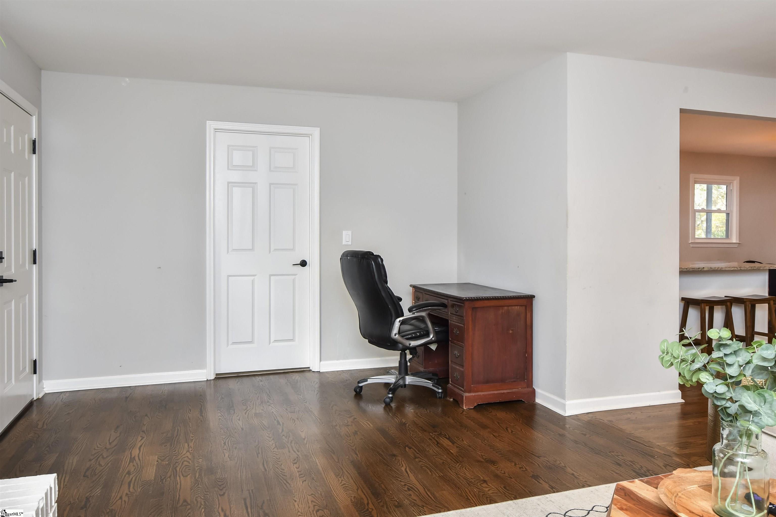105 Bridges Avenue Taylors, SC 29687