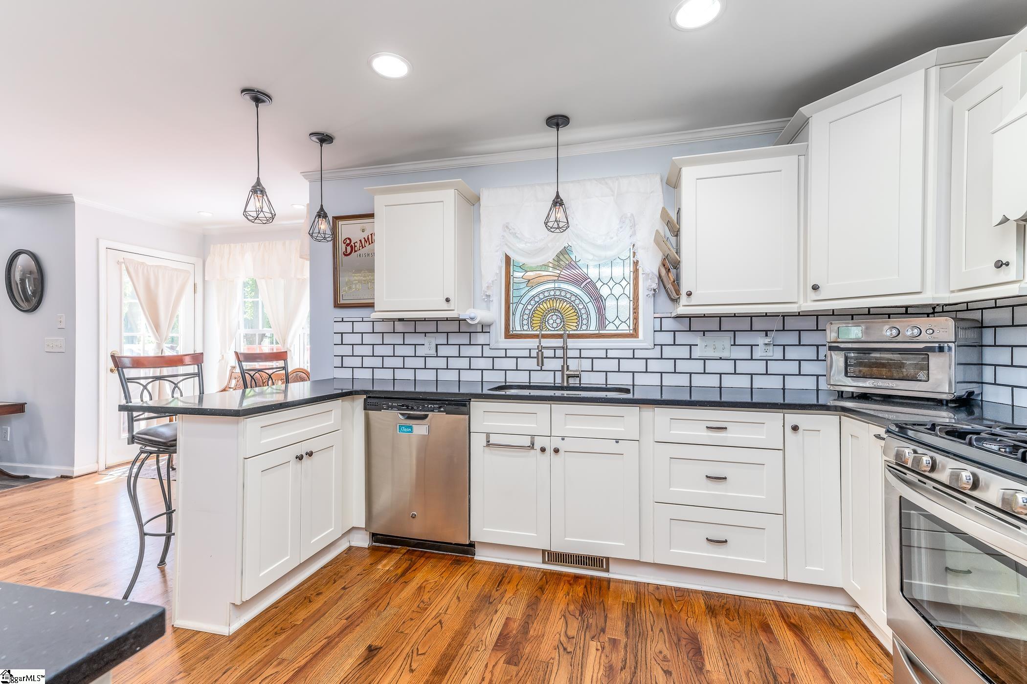 105 Devonshire Lane Greenville, SC 29617-2013