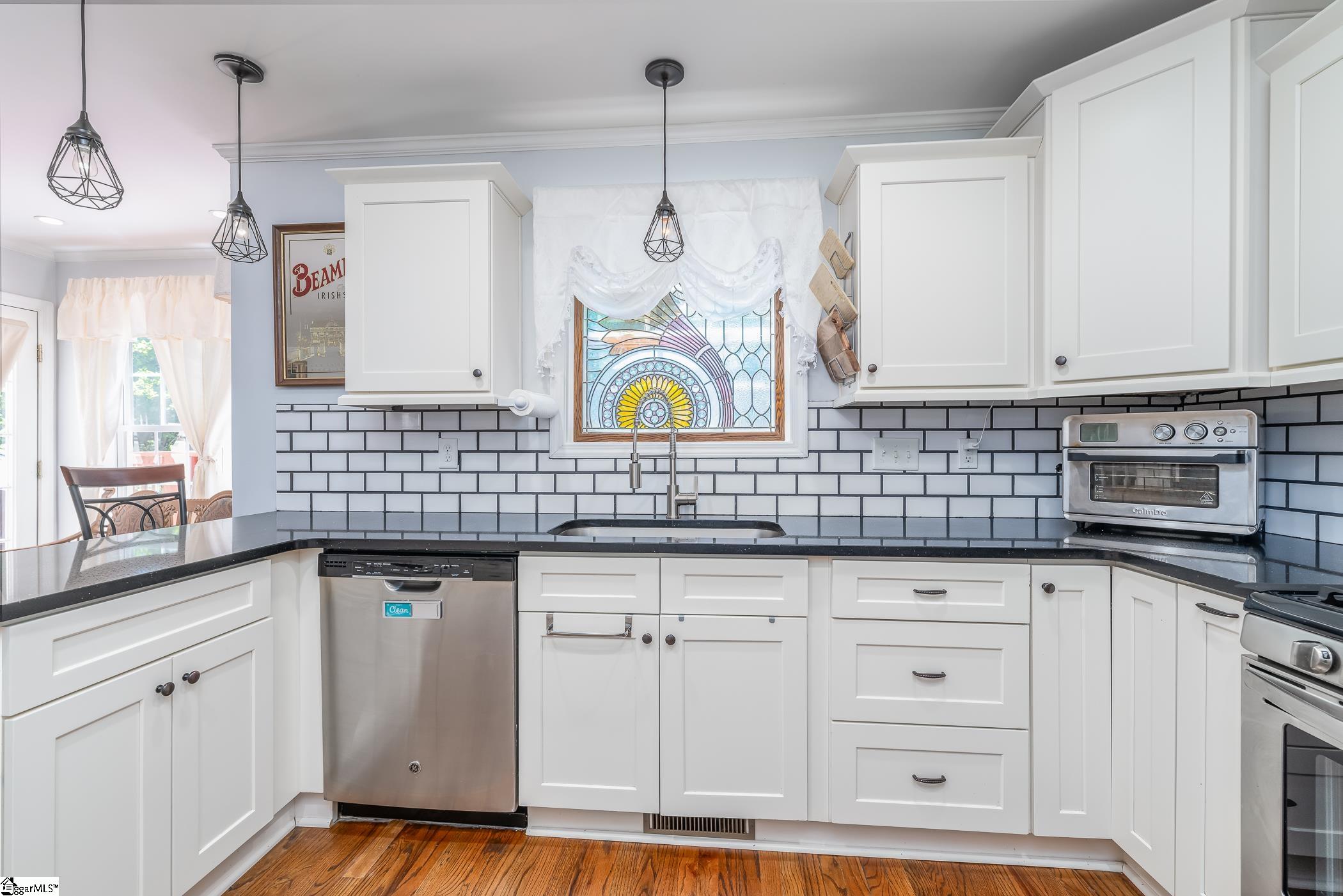 105 Devonshire Lane Greenville, SC 29617-2013