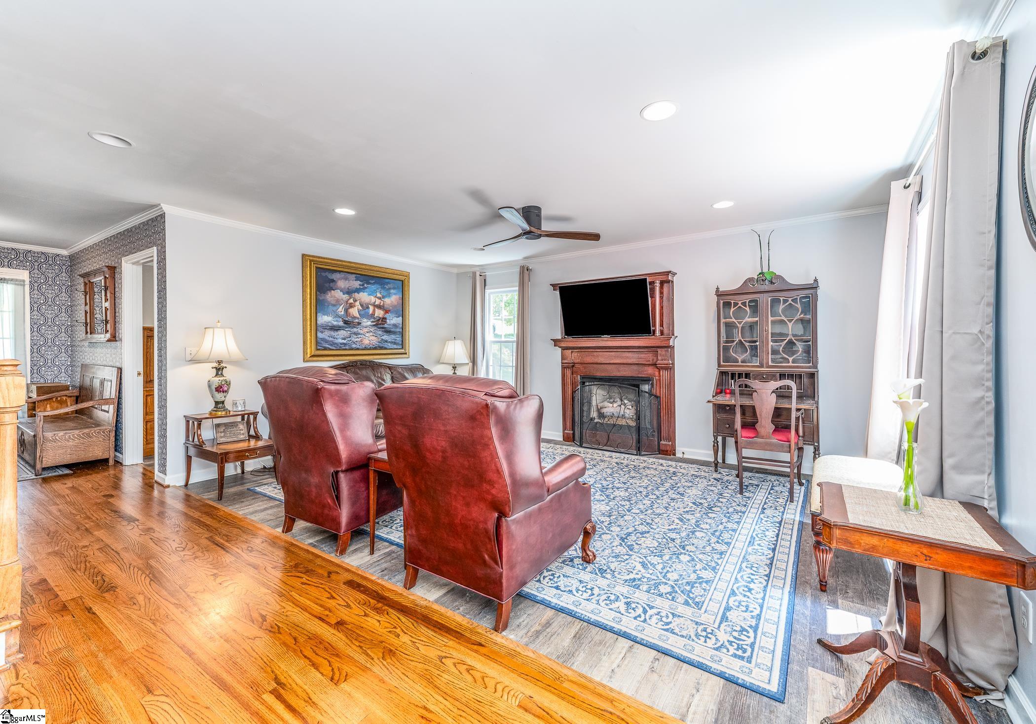 105 Devonshire Lane Greenville, SC 29617-2013