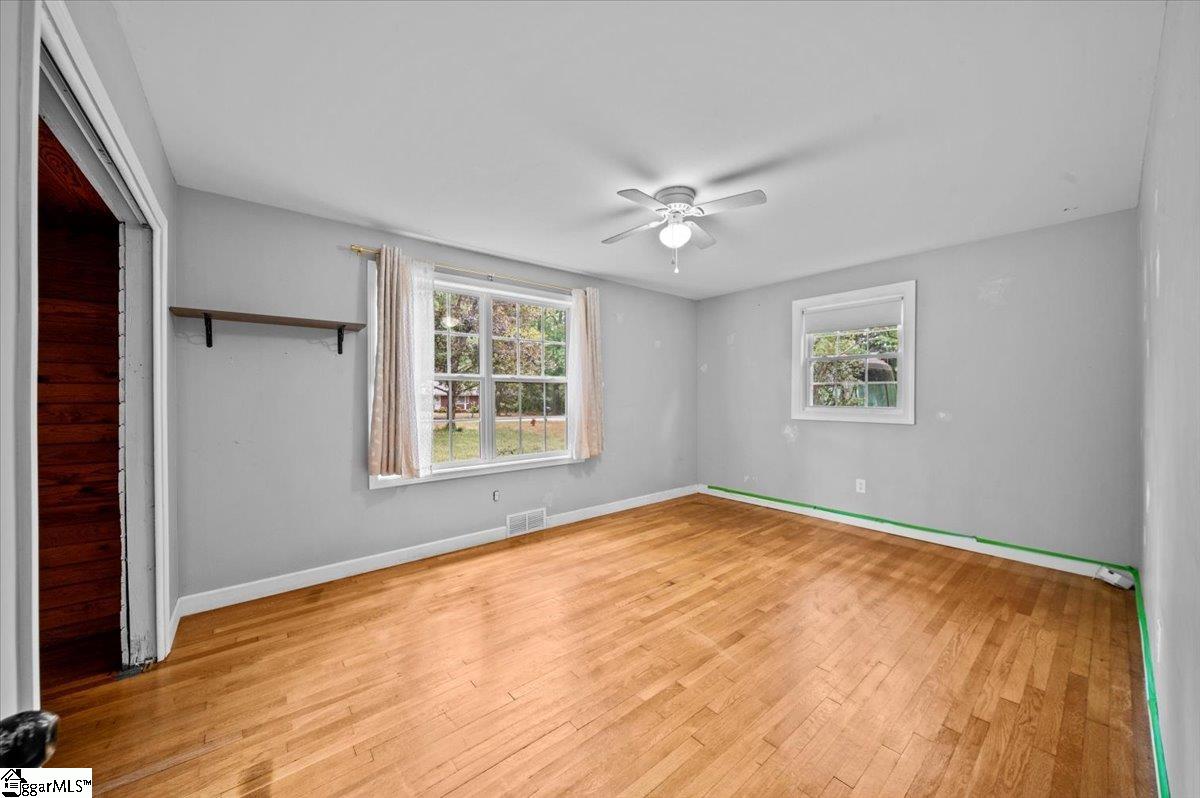 3330 Robin Hood Drive Spartanburg, SC 29303