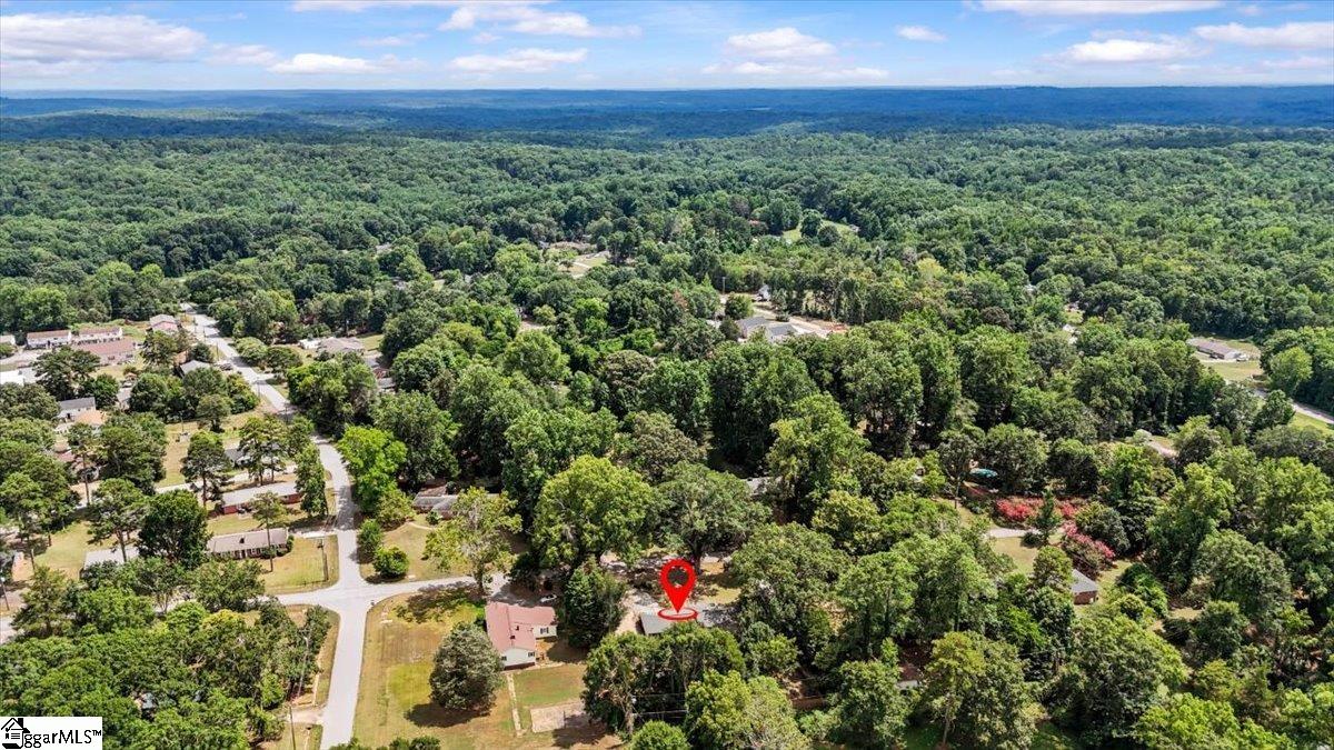 3330 Robin Hood Drive Spartanburg, SC 29303