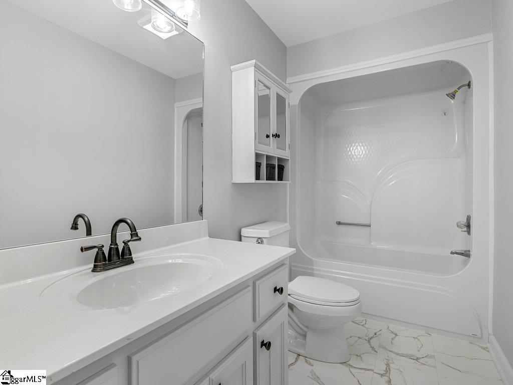 143 Morning Lake Drive Moore, SC 29369